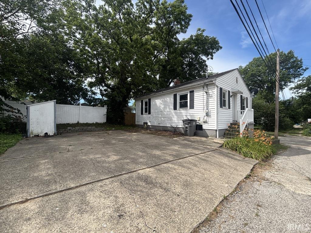 914 Bayou Street