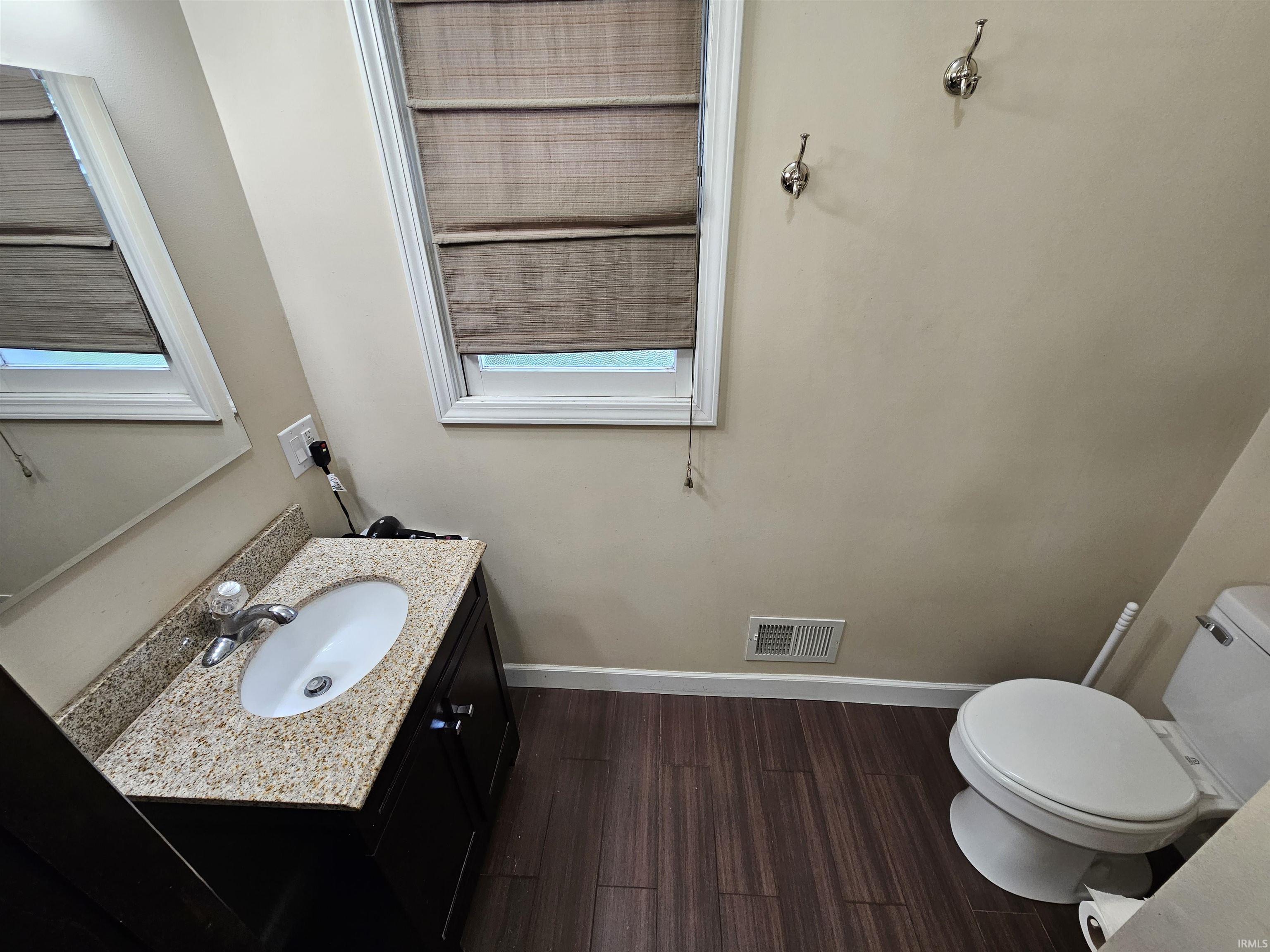 813 W 4th Street