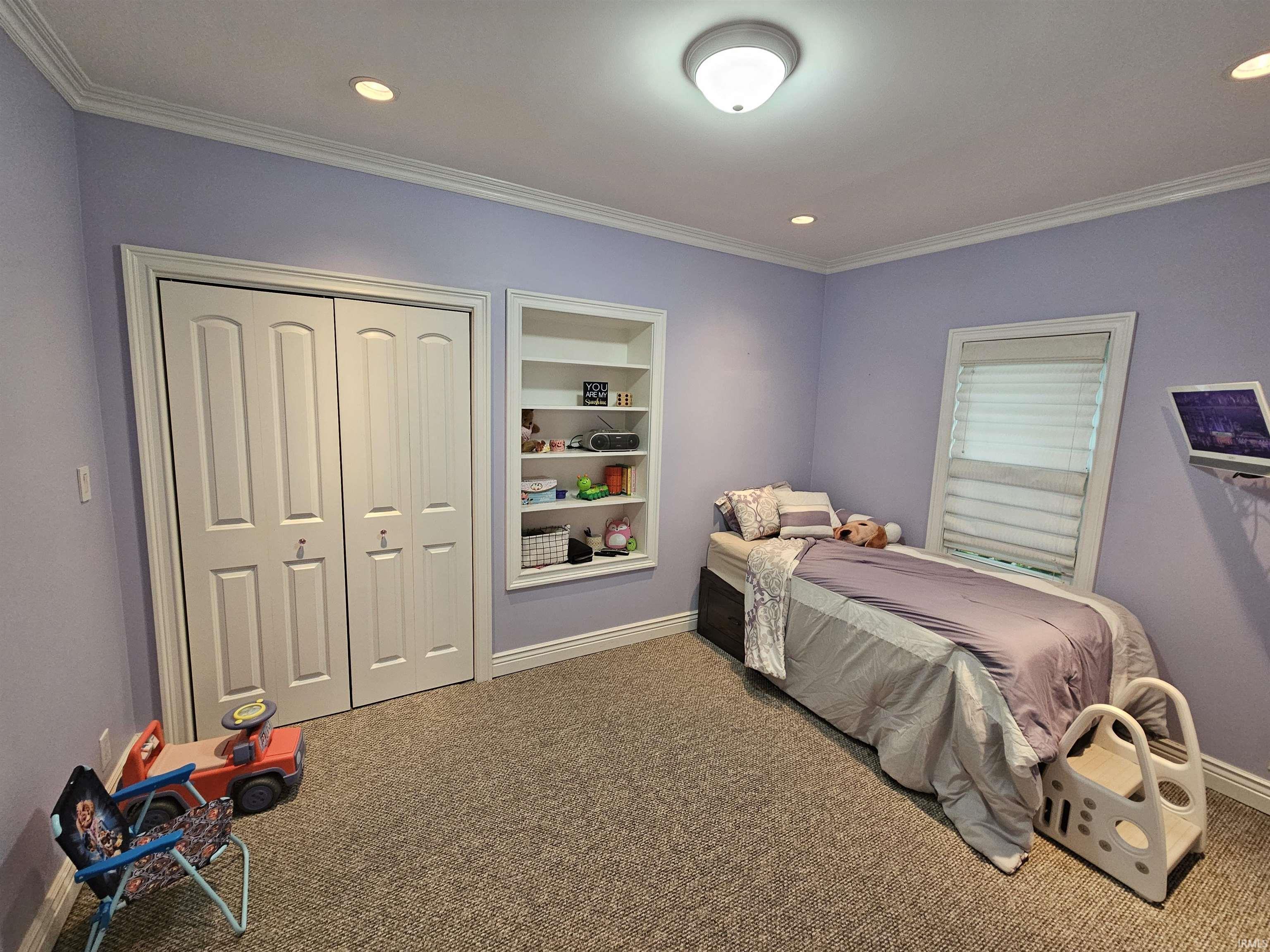 813 W 4th Street