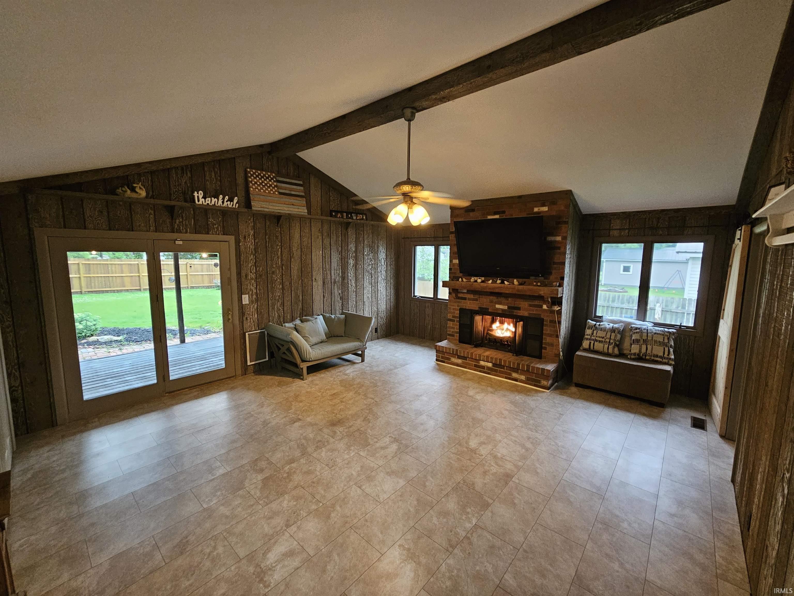 813 W 4th Street
