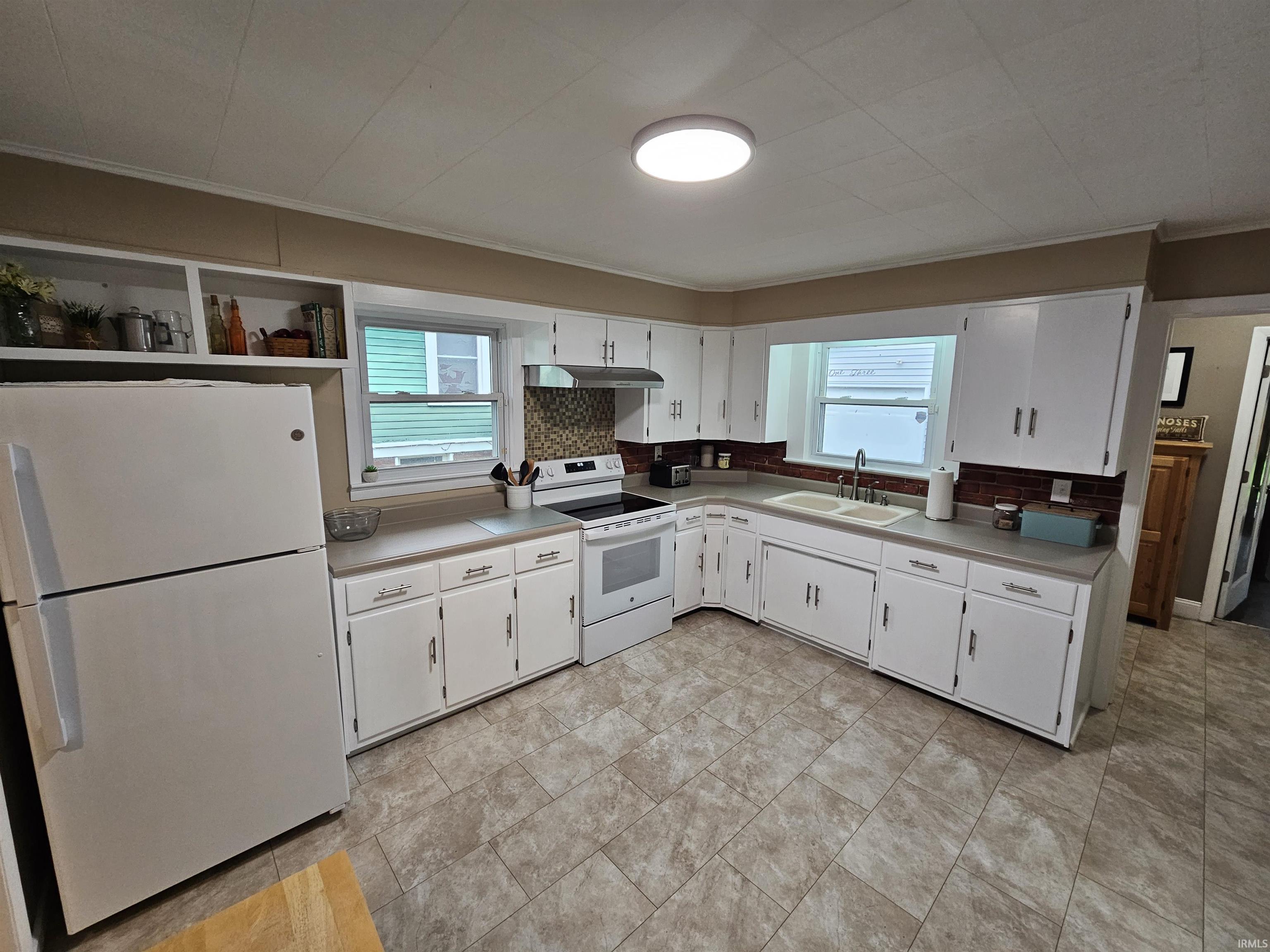 813 W 4th Street