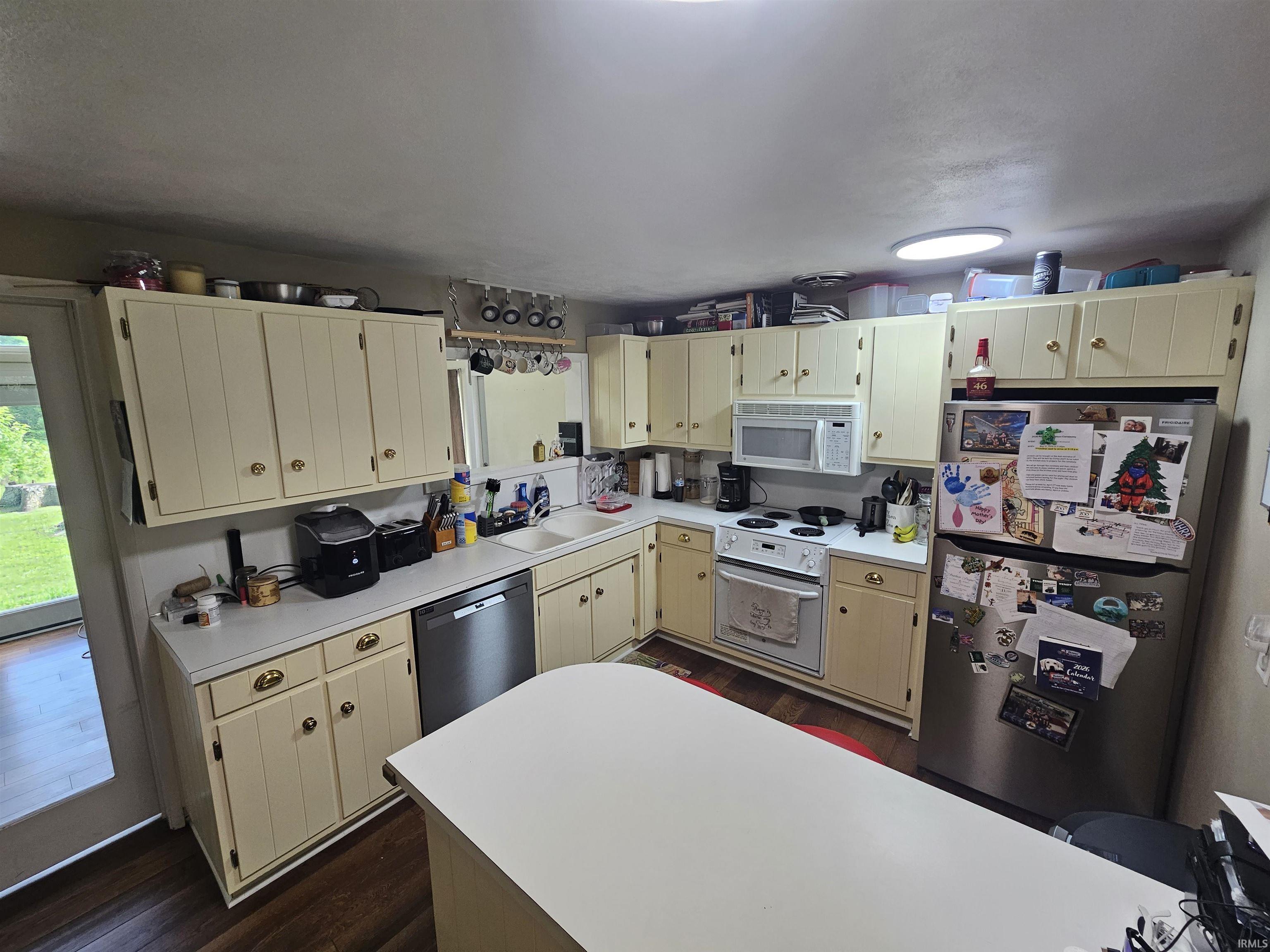 5379 E Simpson Lake Drive