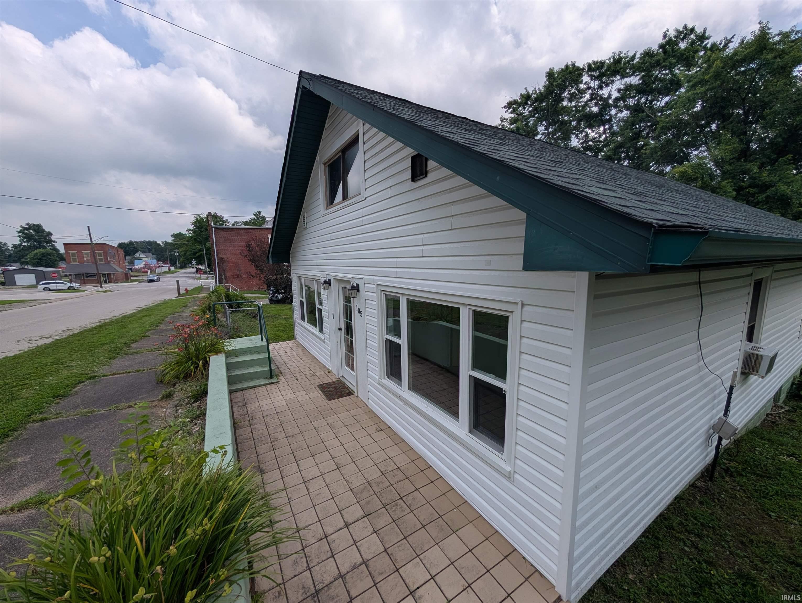 105 W College Street
