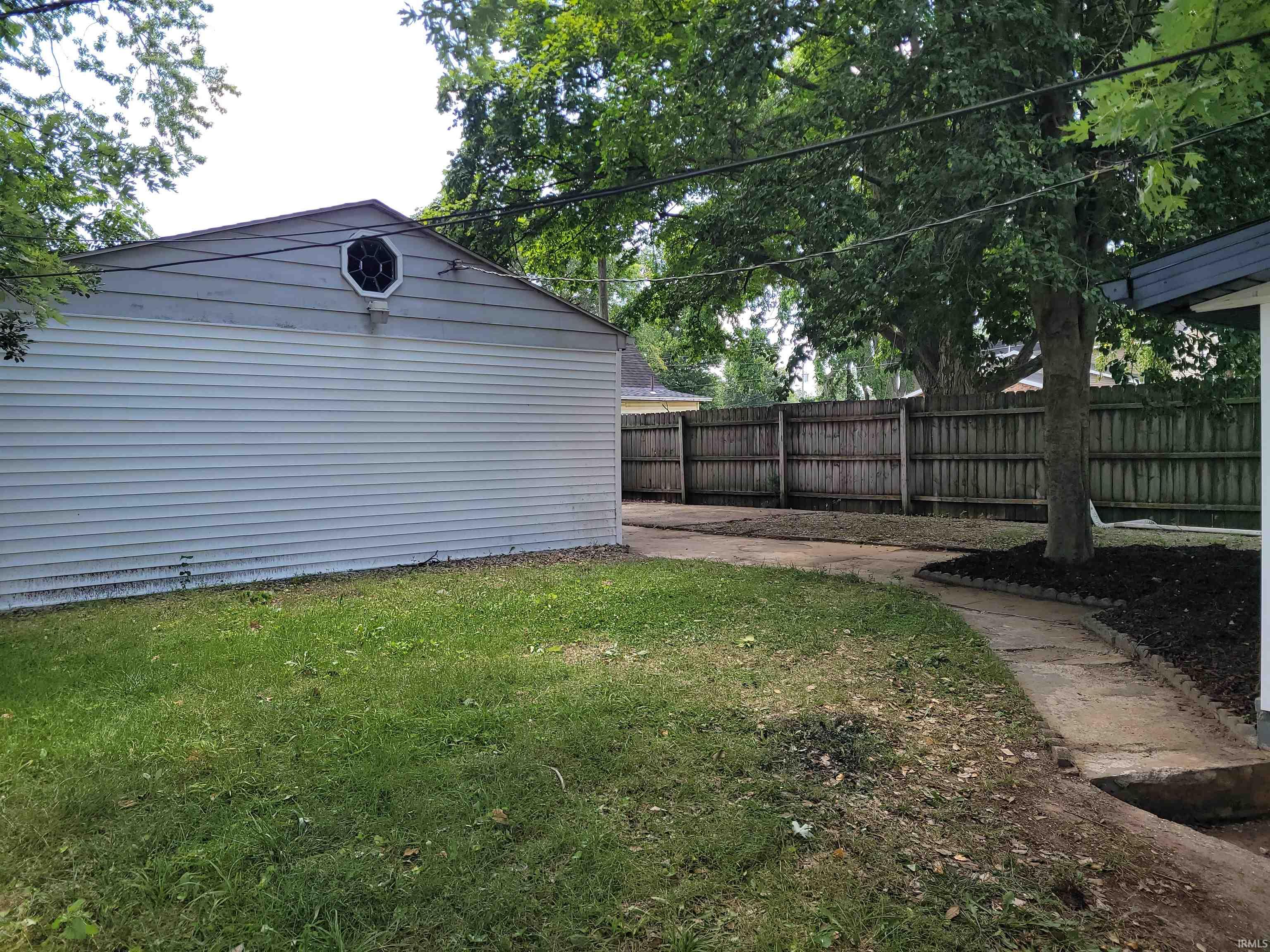 824 S 15th Street