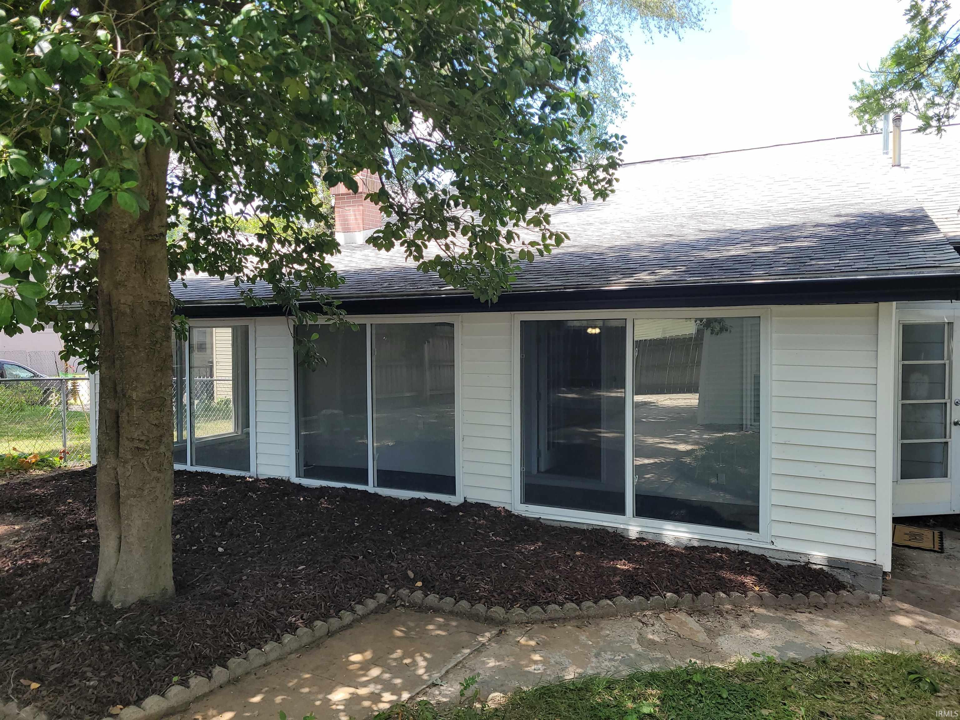 824 S 15th Street