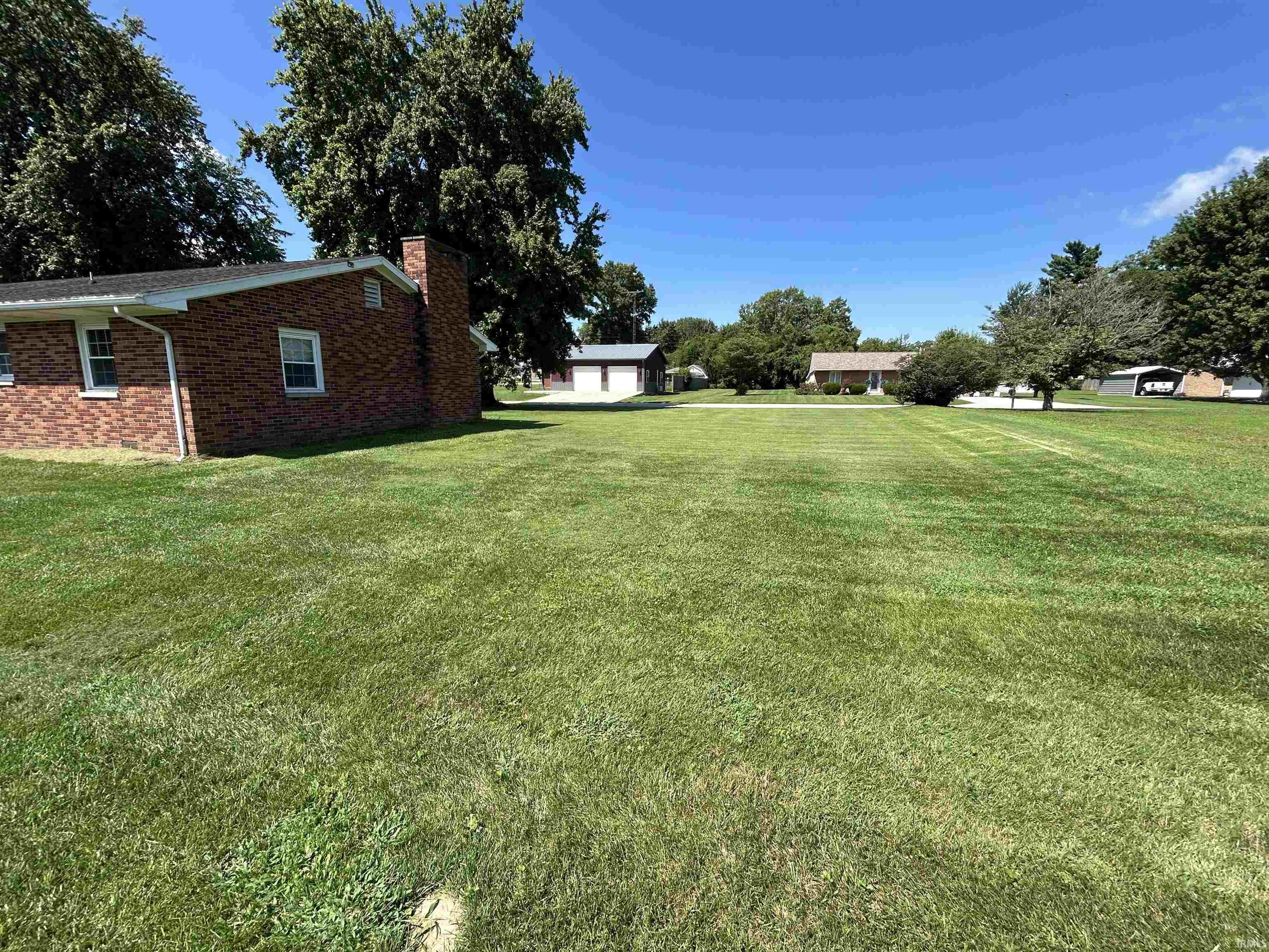 1207 N White River Avenue