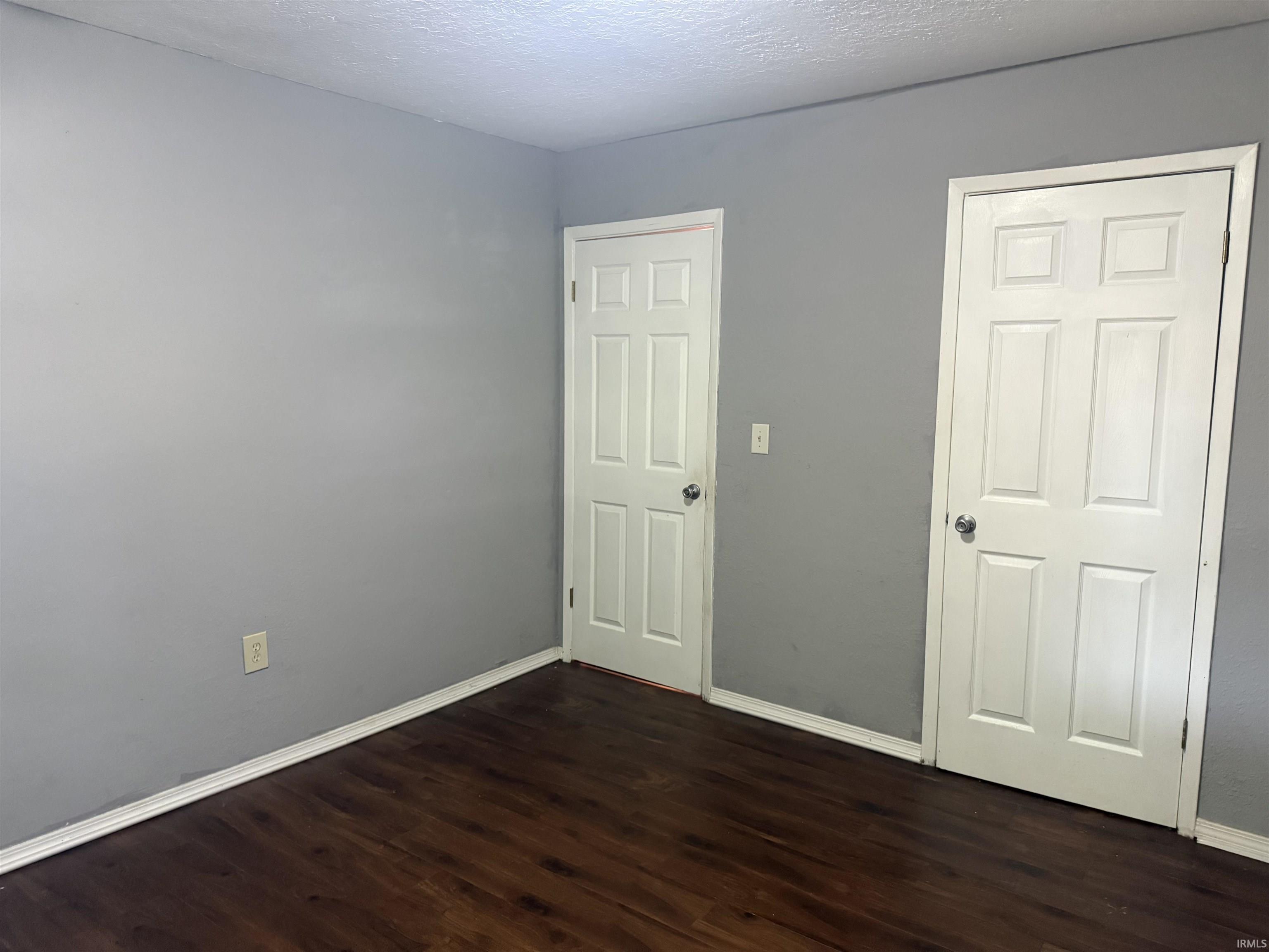 107 W Nineth Street