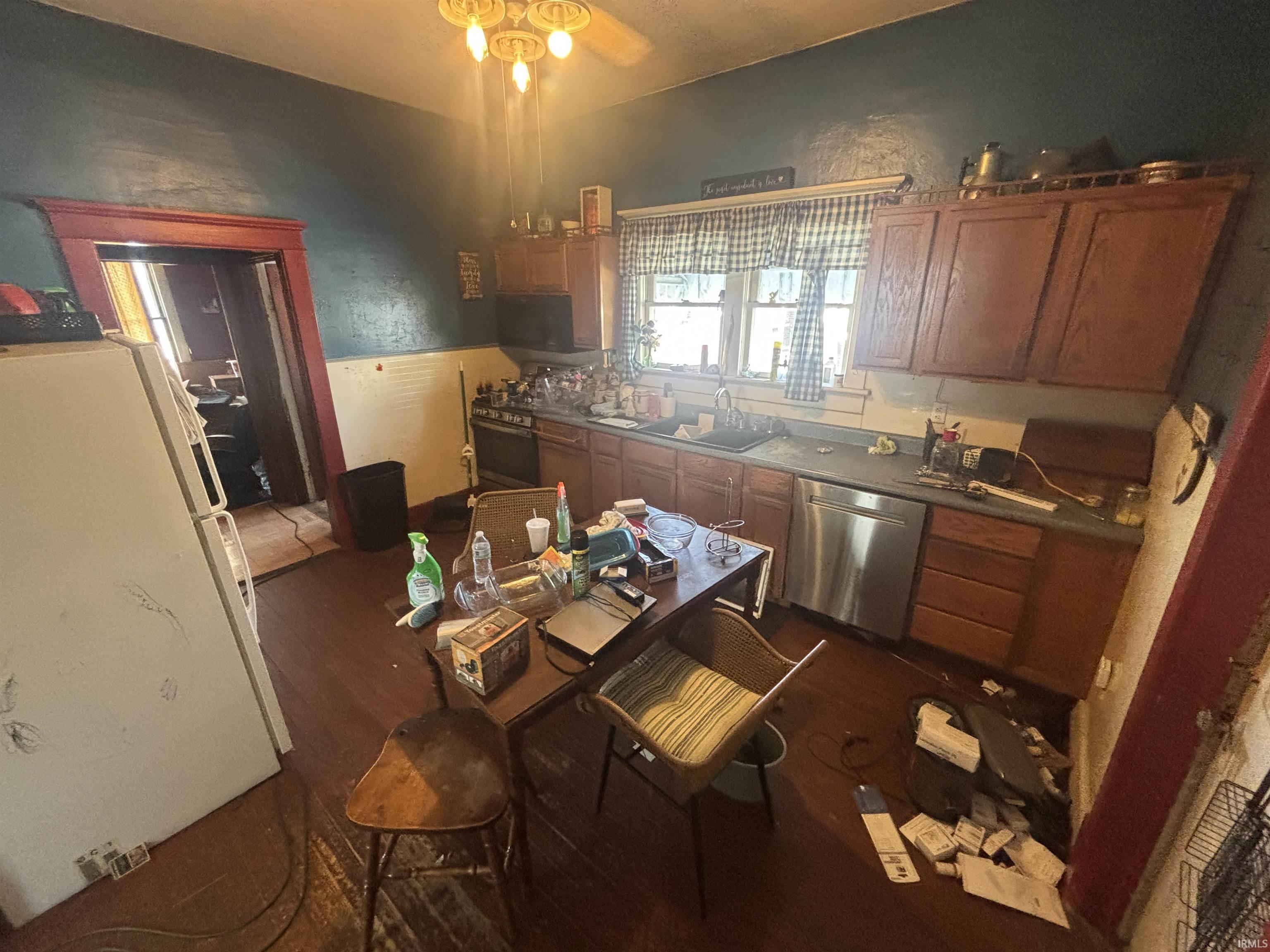 118 W 4th Street