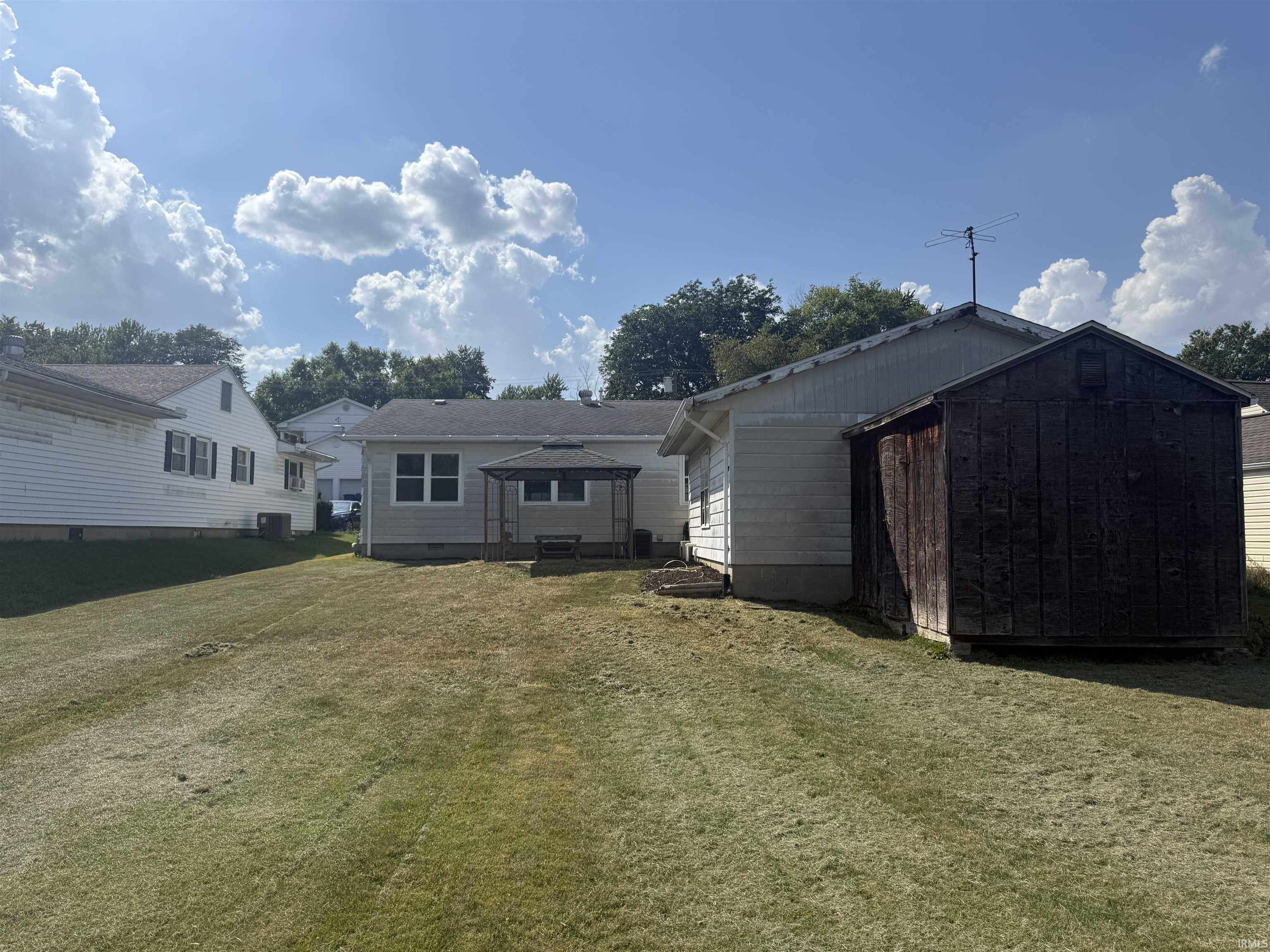 404 Lewis Avenue