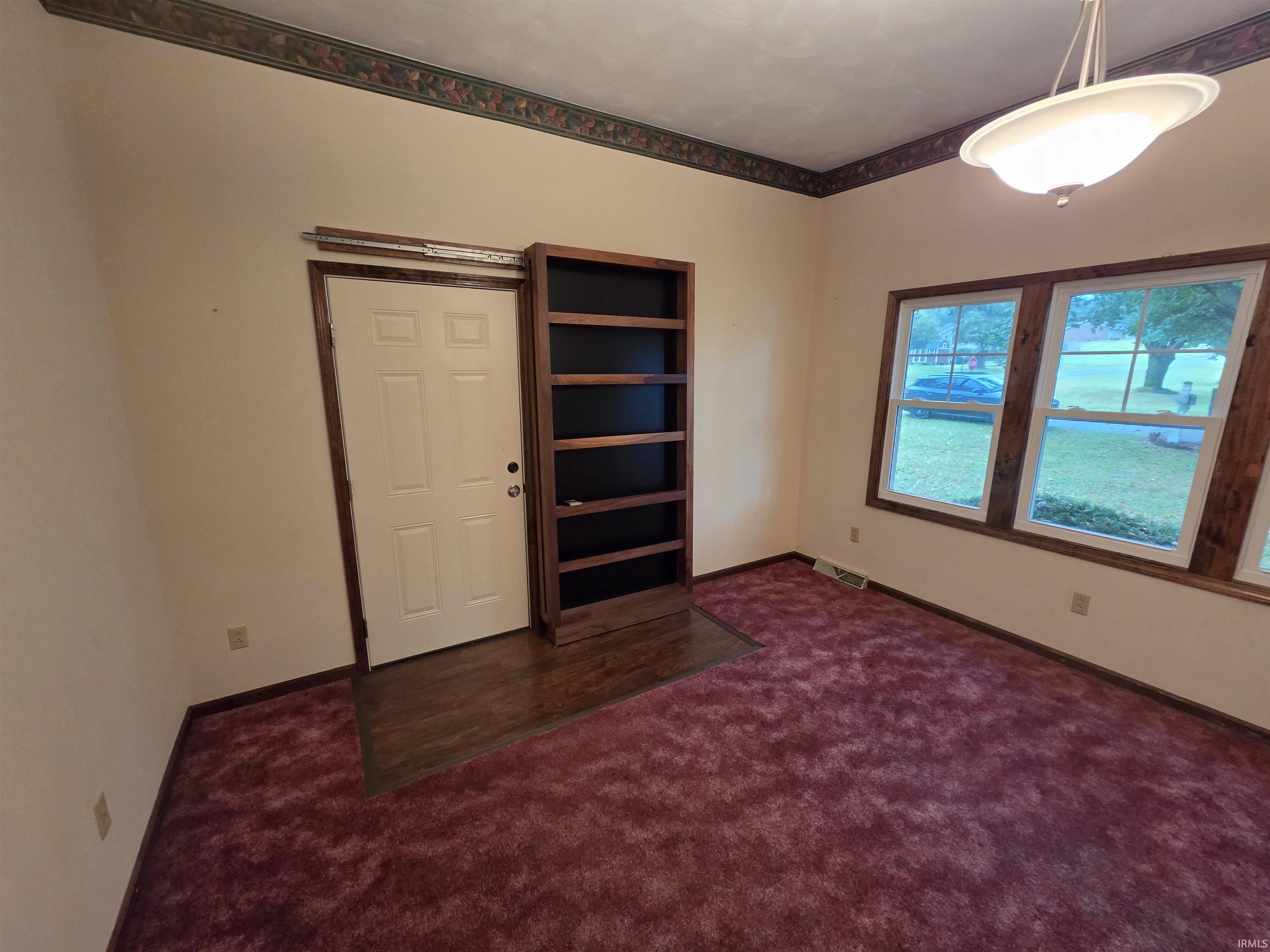 3311 E Warren Circle