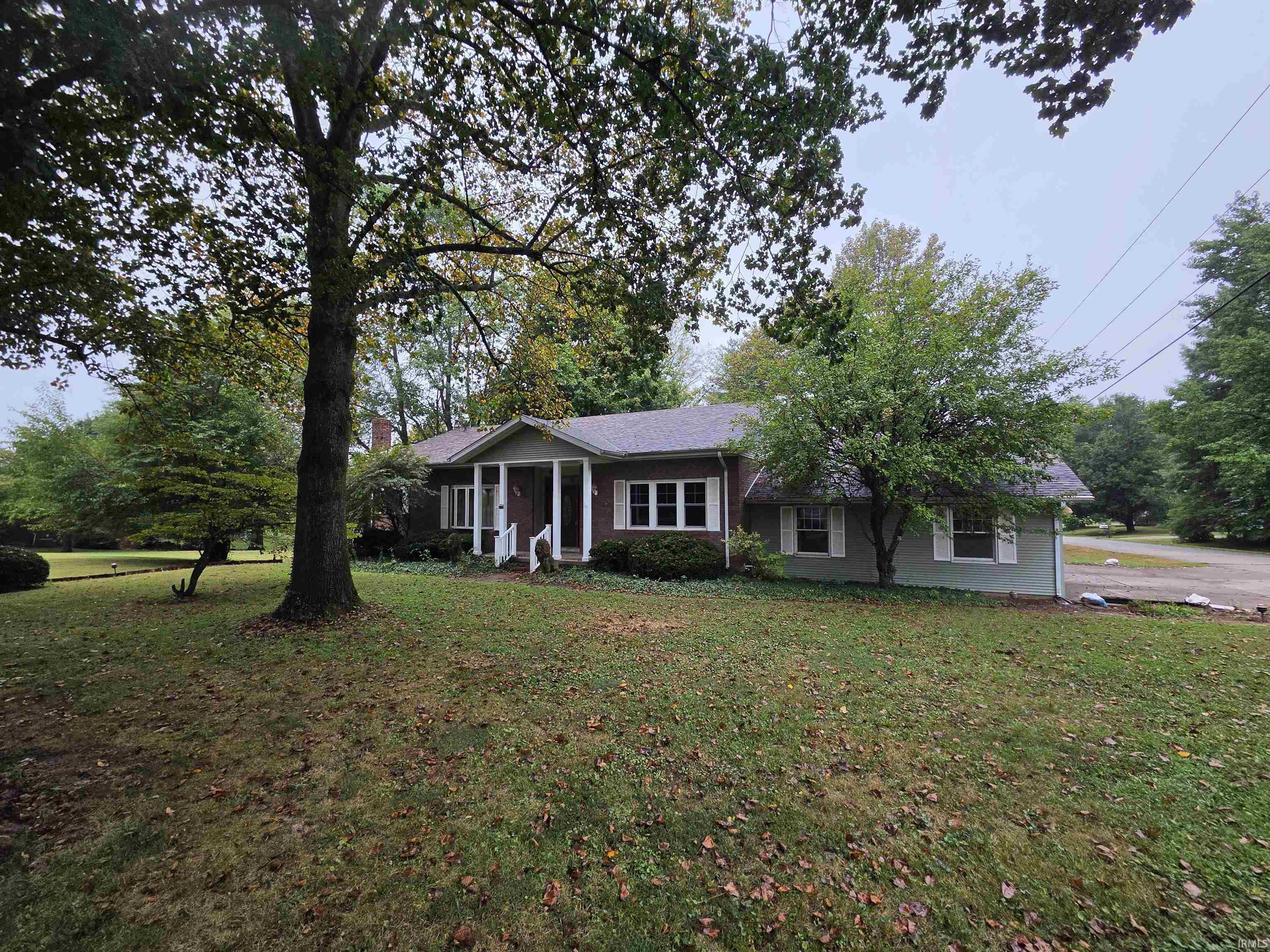 3311 E Warren Circle