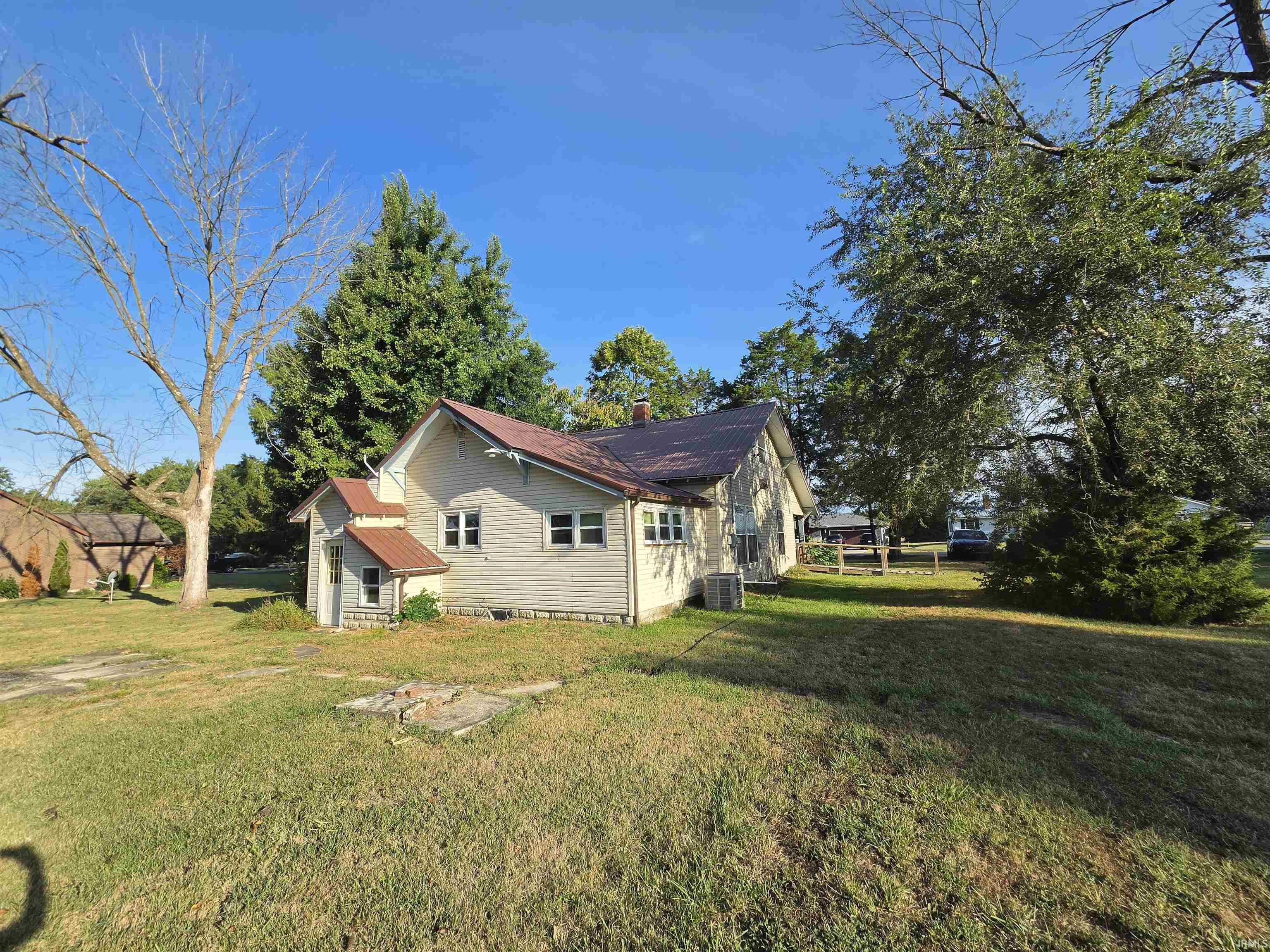 1103 W Mack Avenue