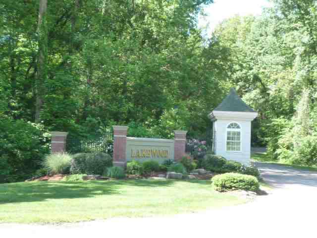 Lot 40 Lakewood Unit: 40