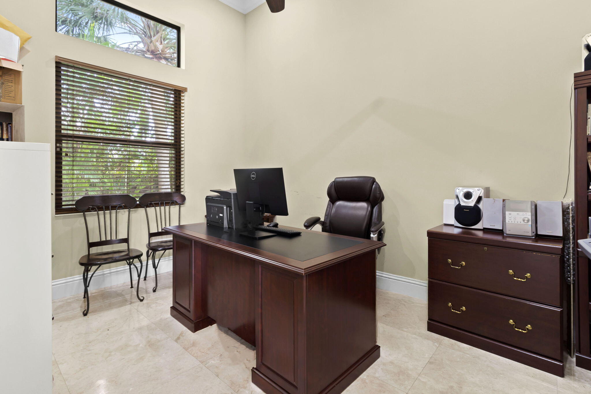 4190 Gleneagles Drive