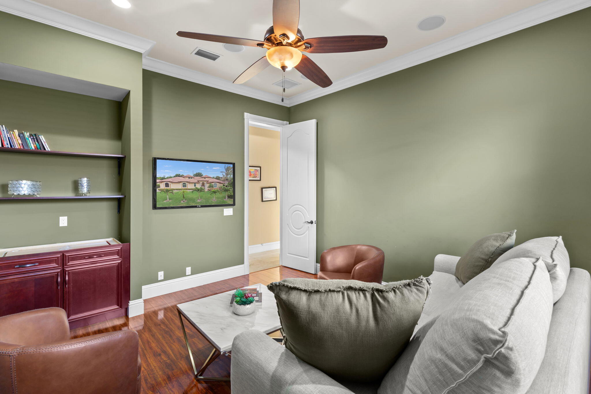 4190 Gleneagles Drive