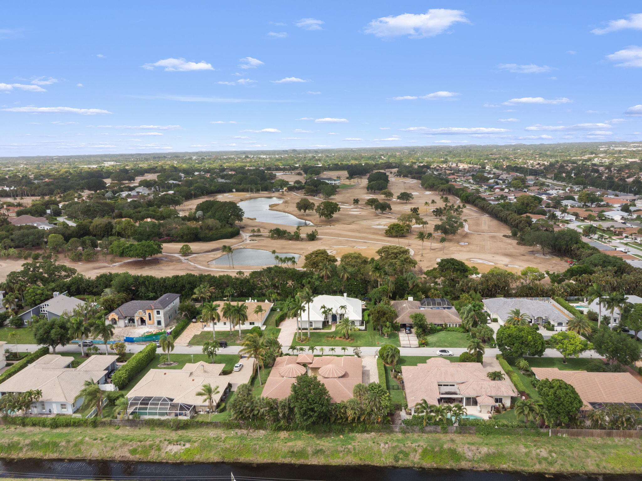 4190 Gleneagles Drive