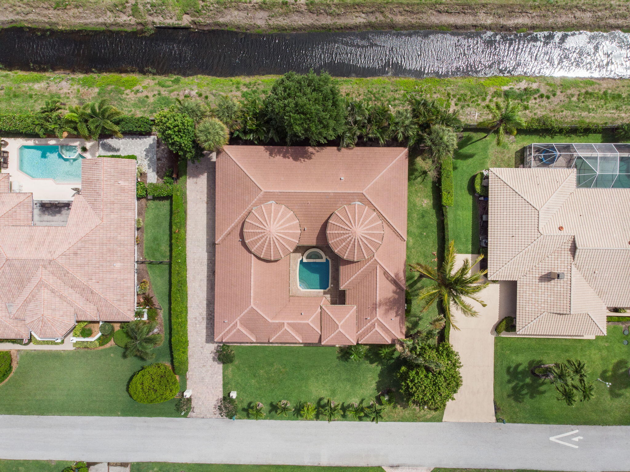 4190 Gleneagles Drive