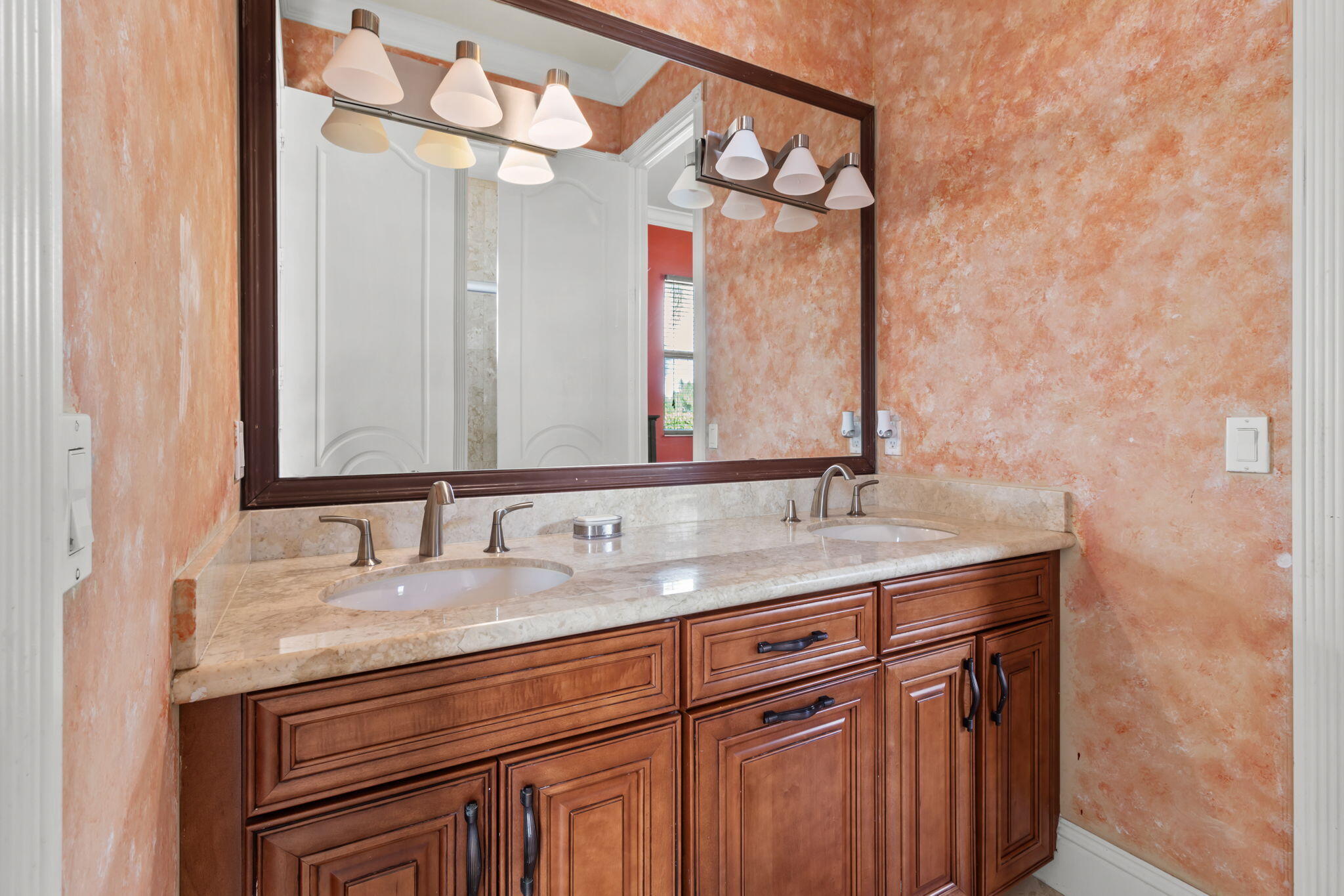 4190 Gleneagles Drive