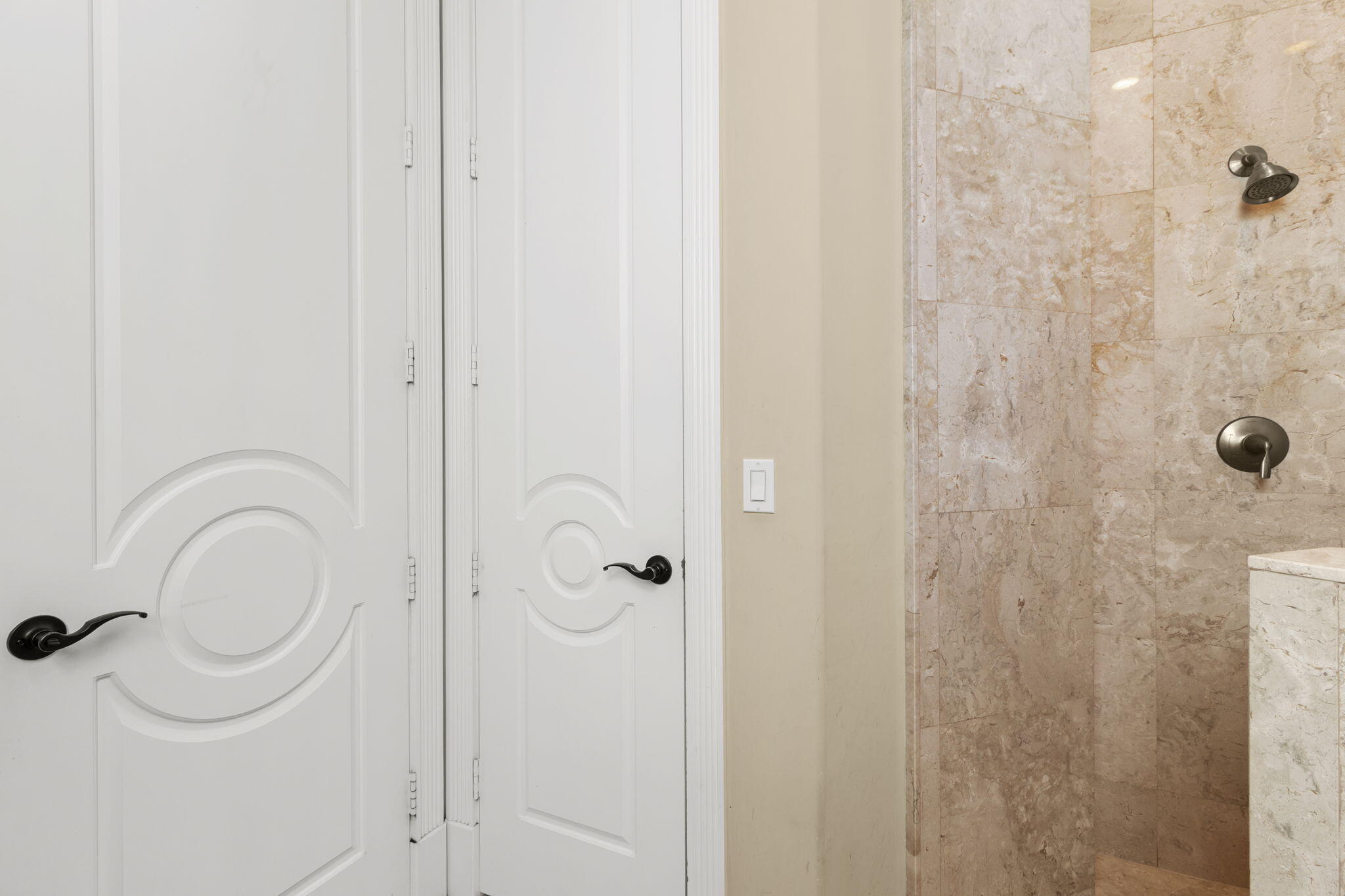 4190 Gleneagles Drive