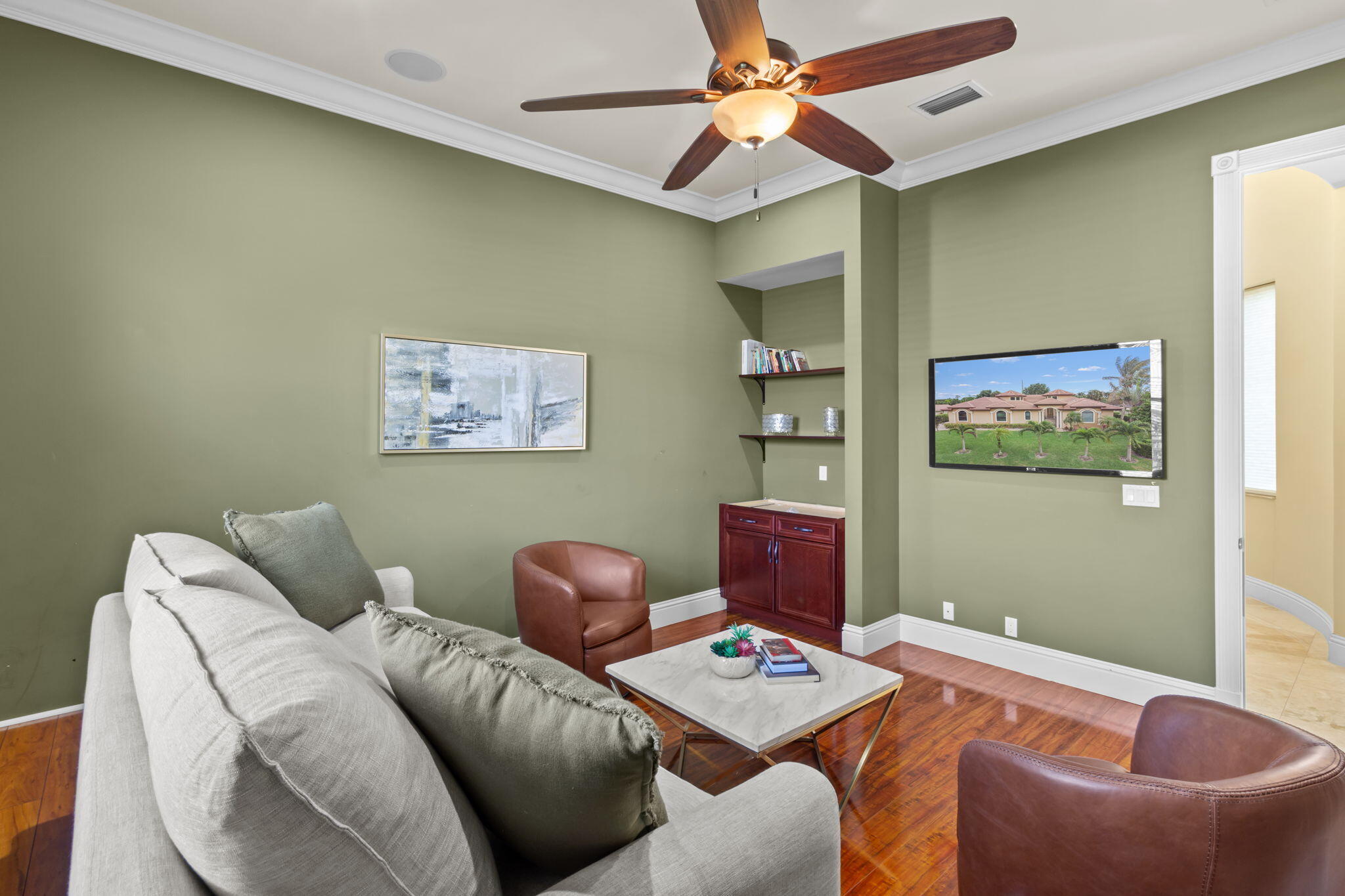 4190 Gleneagles Drive