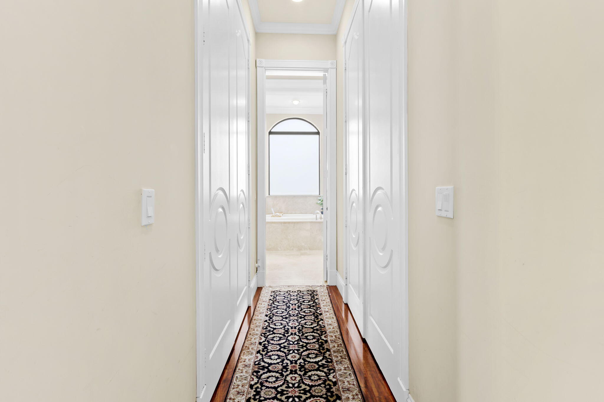 4190 Gleneagles Drive