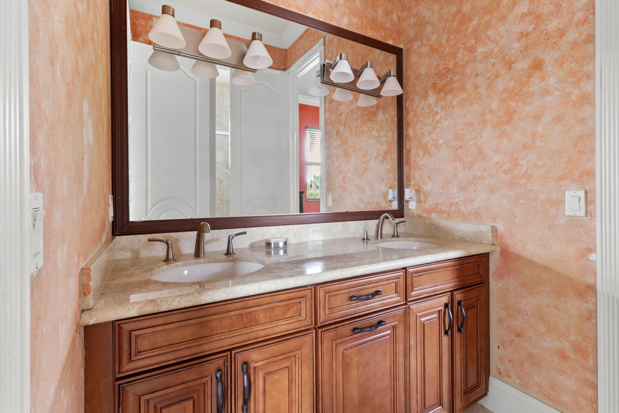 4190 Gleneagles Drive