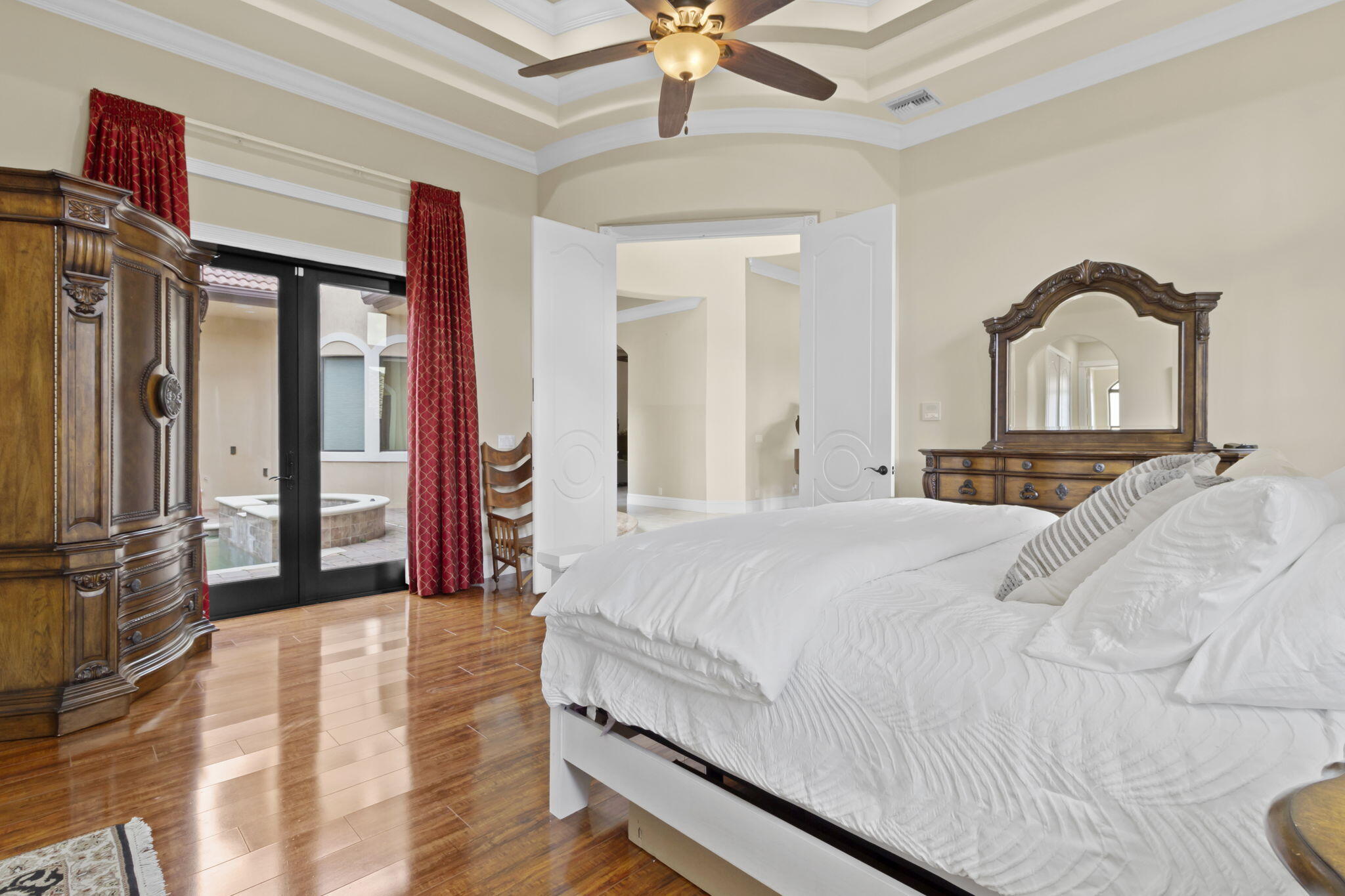 4190 Gleneagles Drive