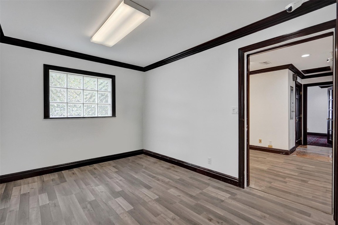 51 E Commercial Blvd