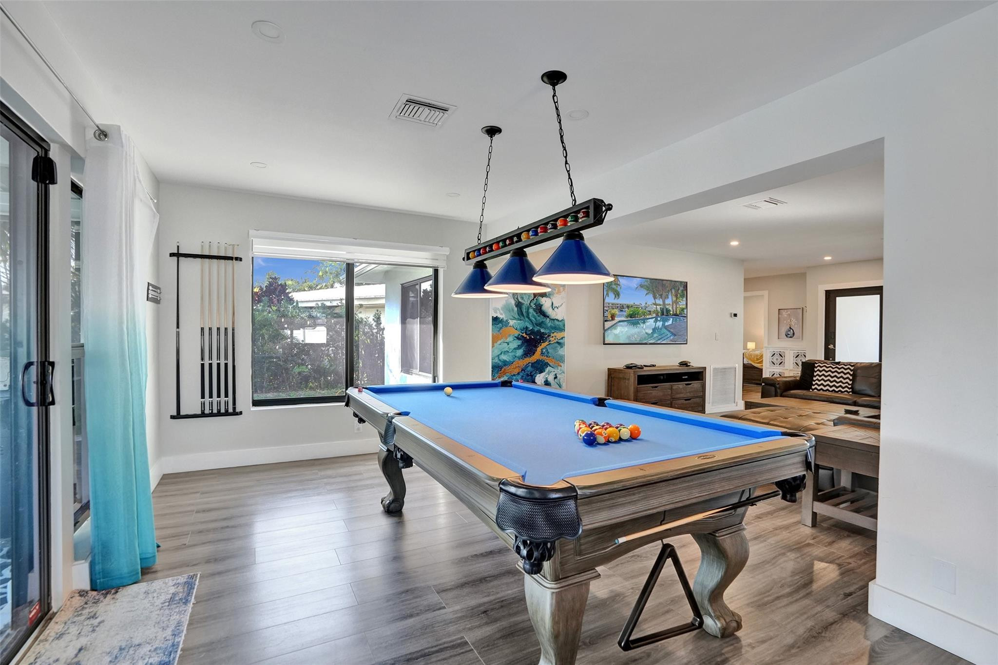 310 SE 13th Ct