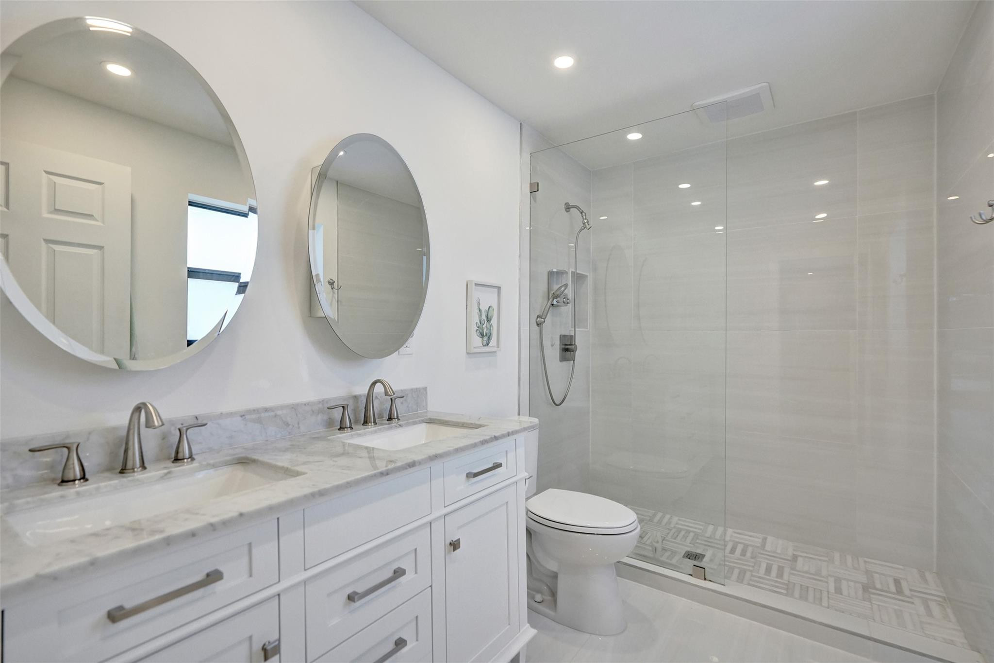 310 SE 13th Ct