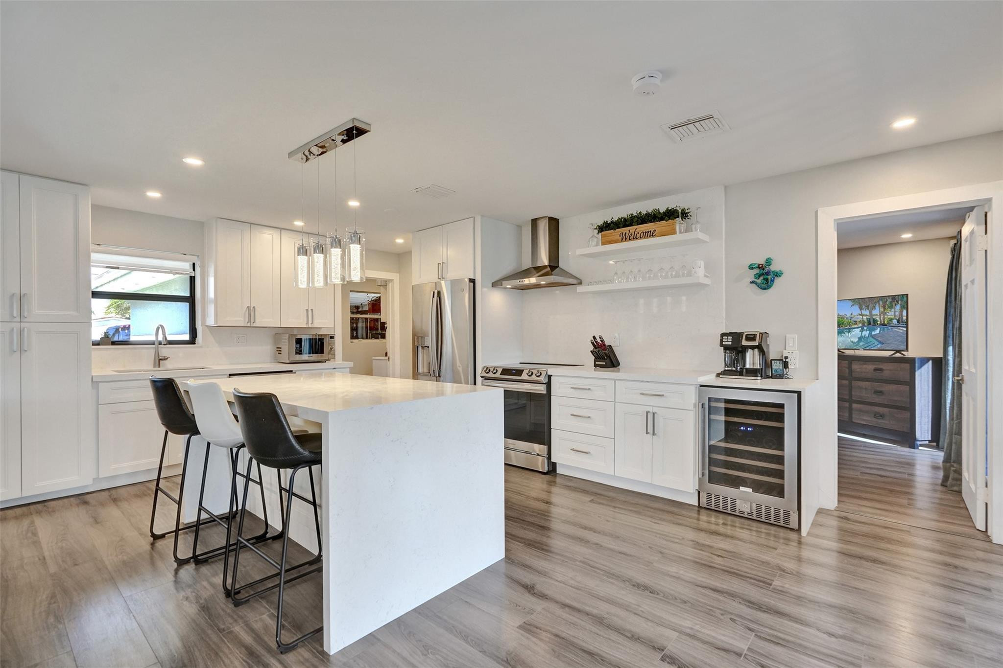 310 SE 13th Ct
