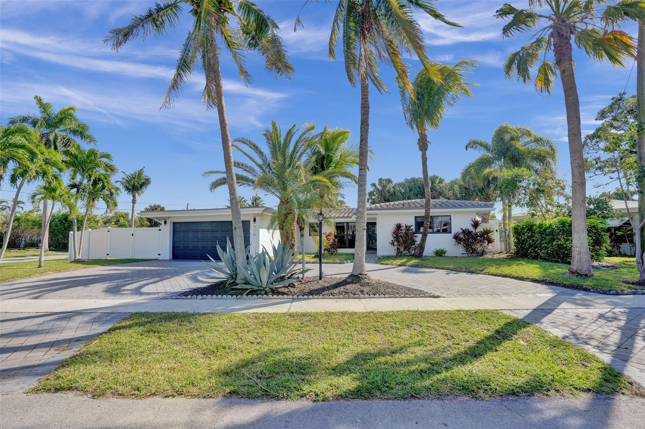 310 SE 13th Ct