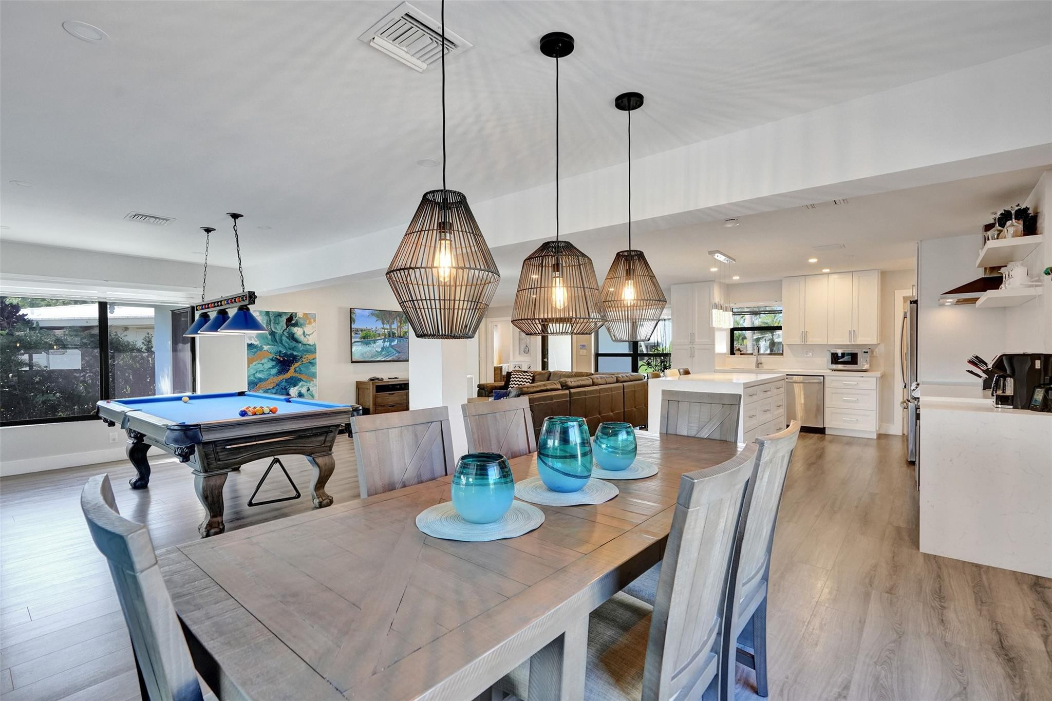 310 SE 13th Ct