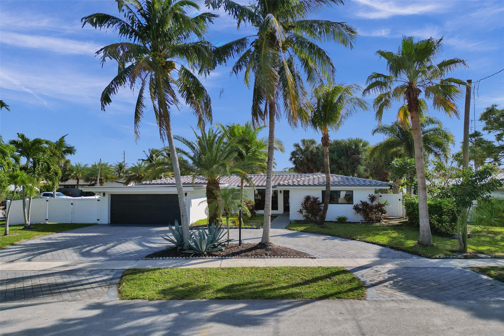 310 SE 13th Ct