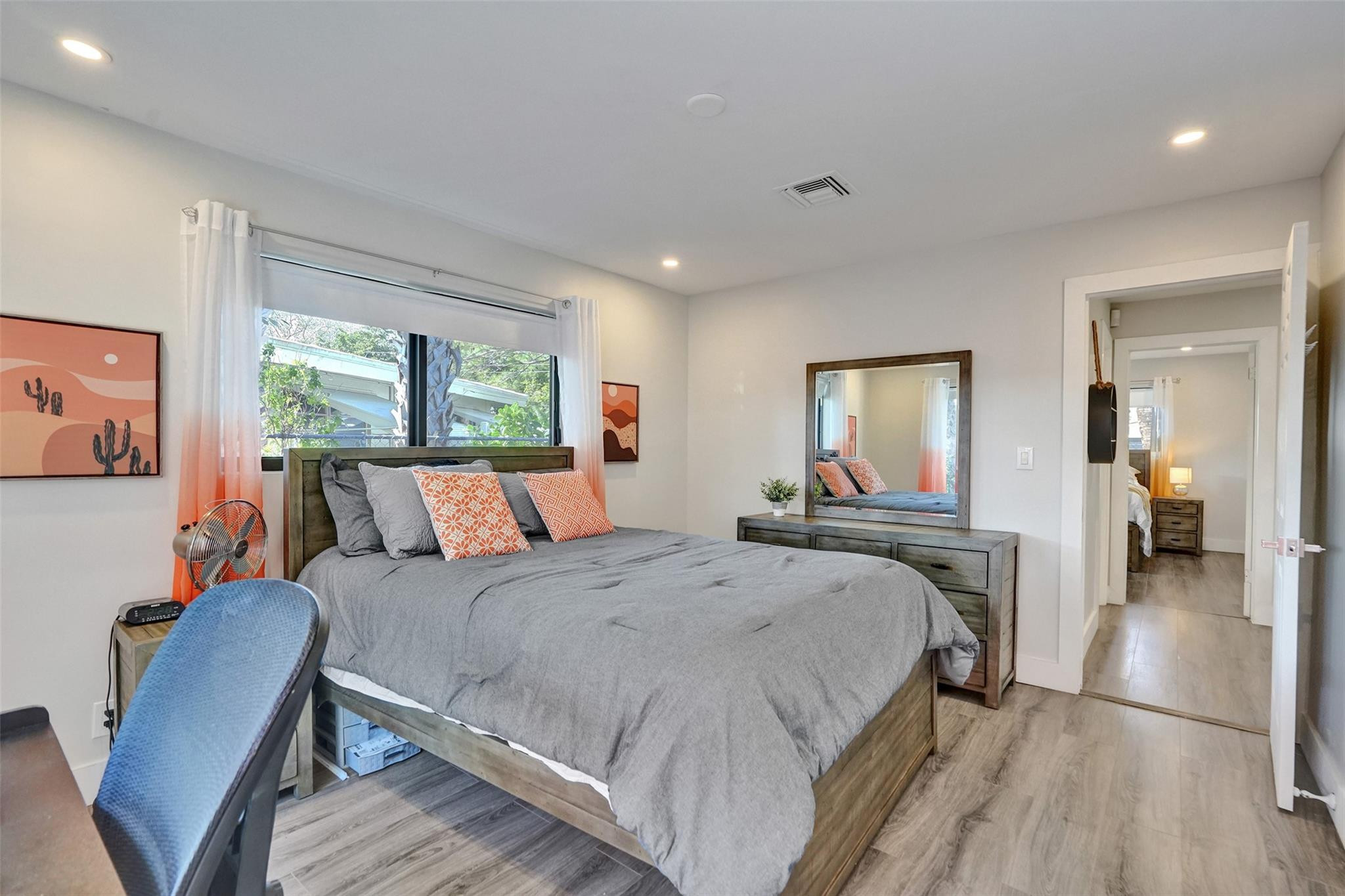 310 SE 13th Ct