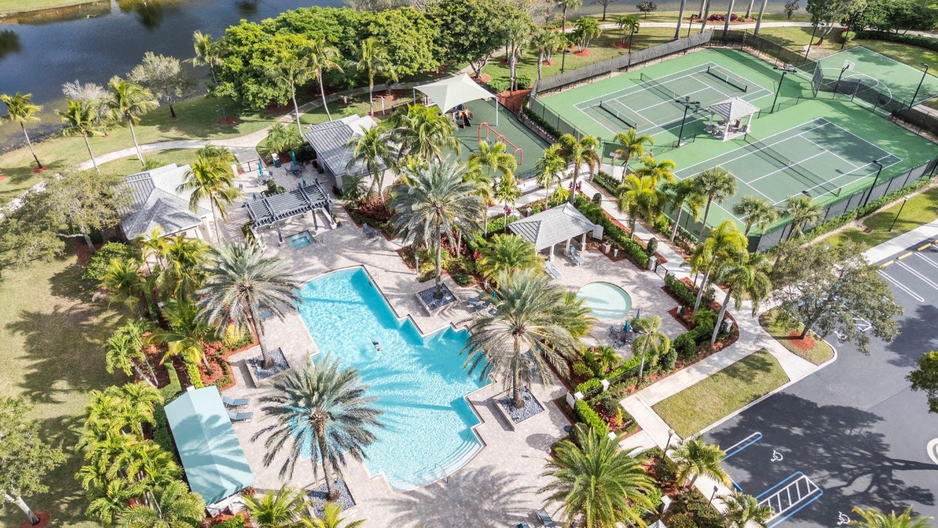 6353 NW 110th Avenue, Parkland