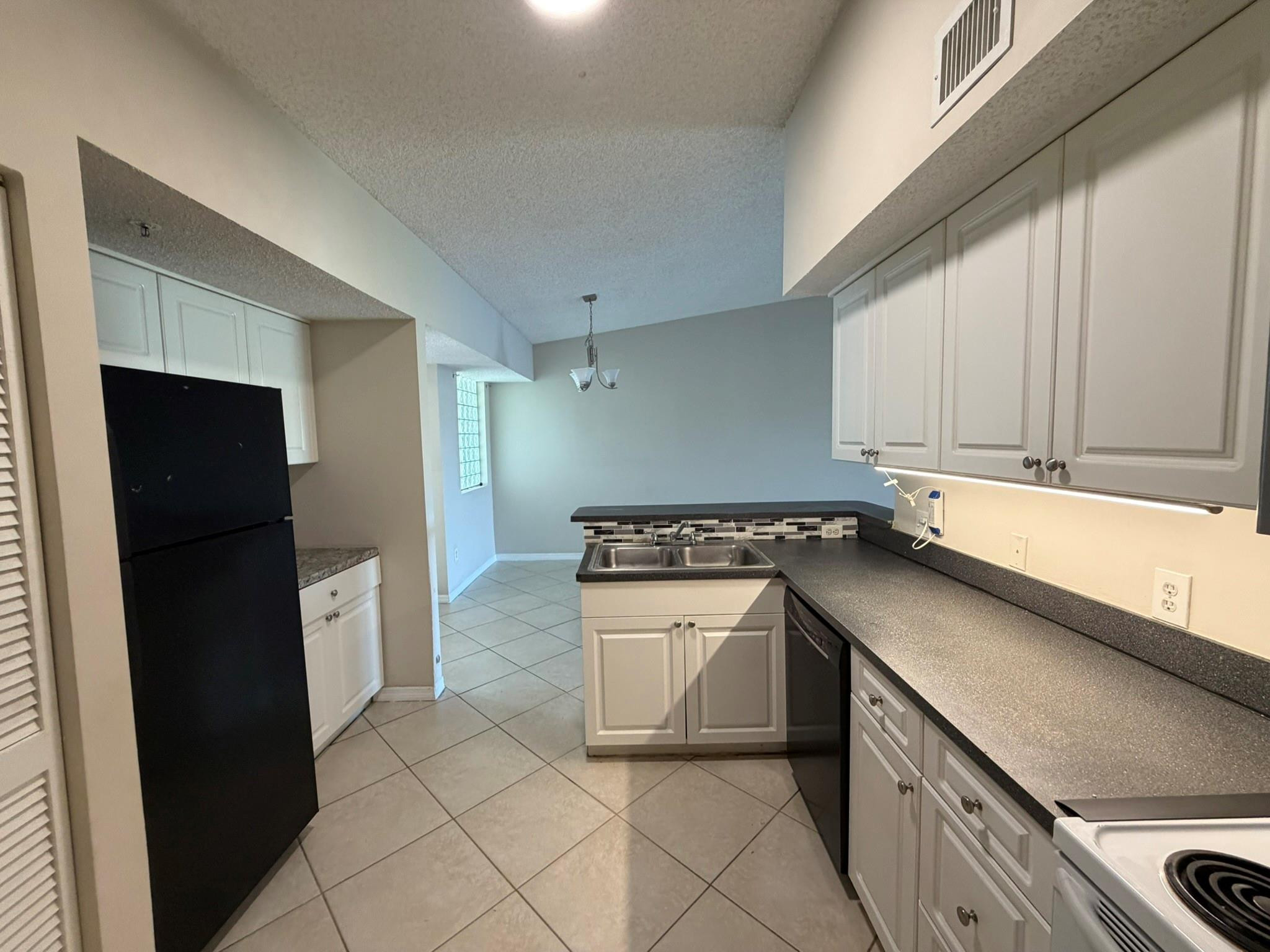 165 NW 96th Te 3306, Pembroke Pines Unit: 3306