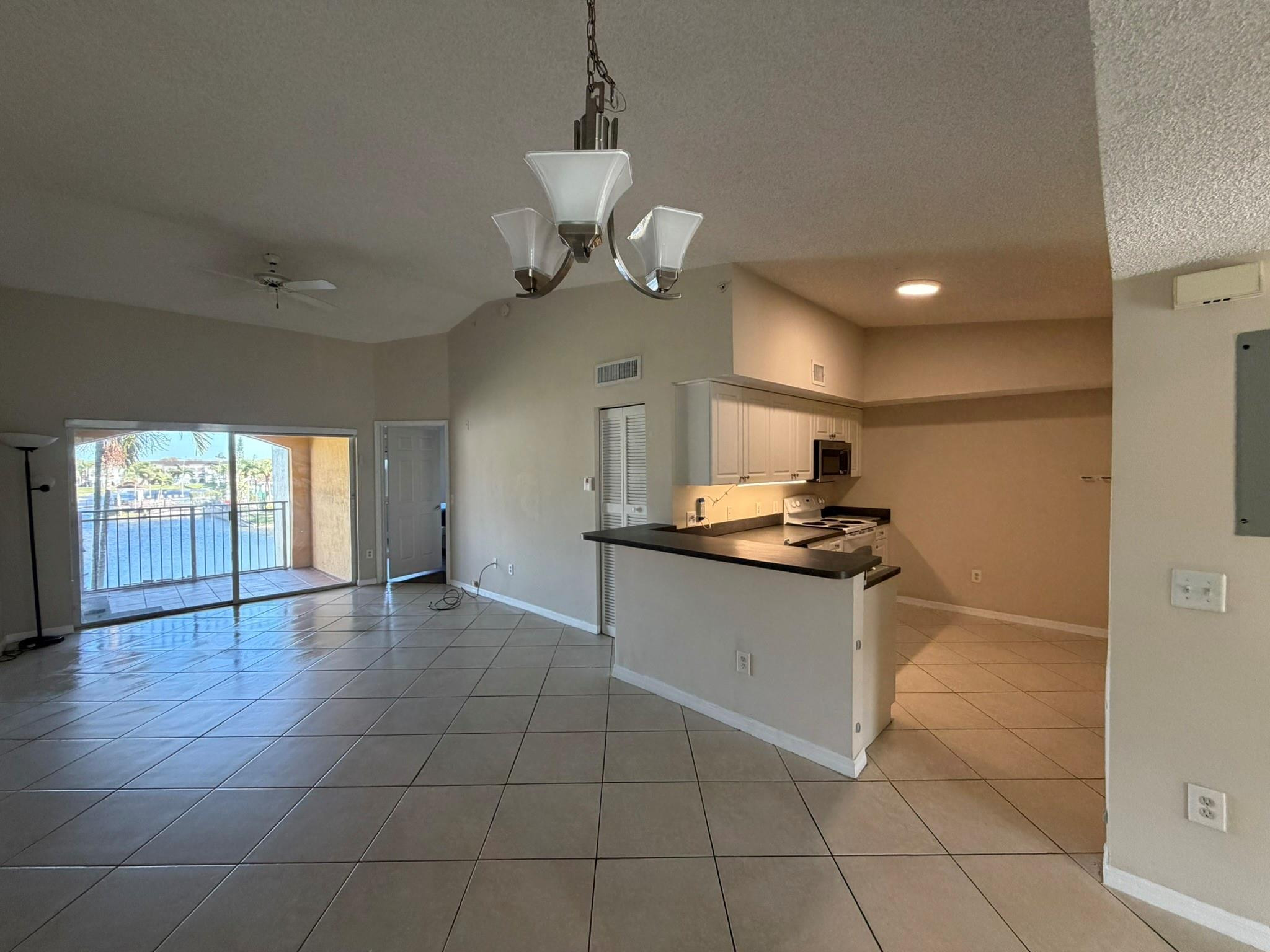 165 NW 96th Te 3306, Pembroke Pines Unit: 3306