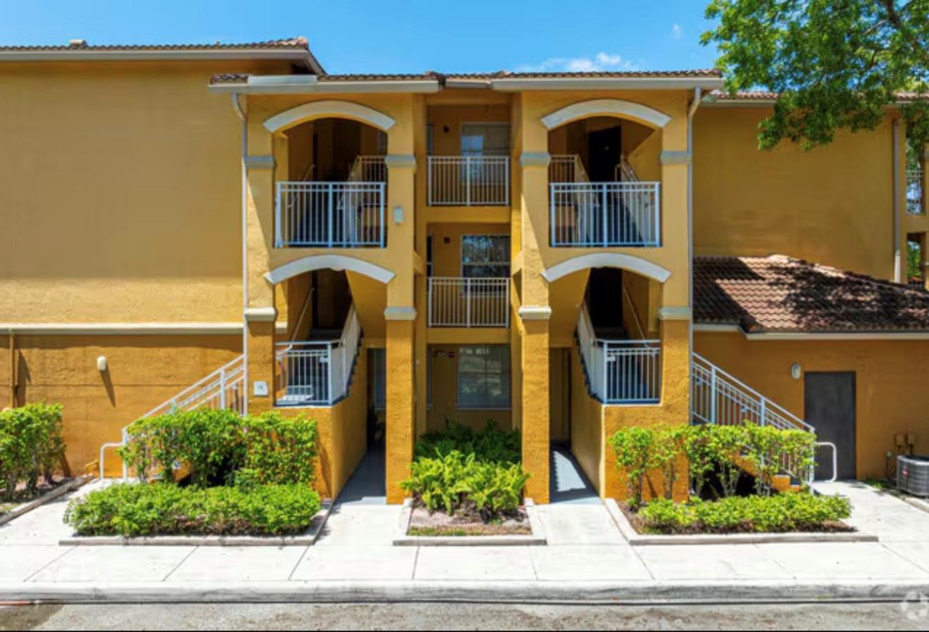 165 NW 96th Te 3306, Pembroke Pines Unit: 3306