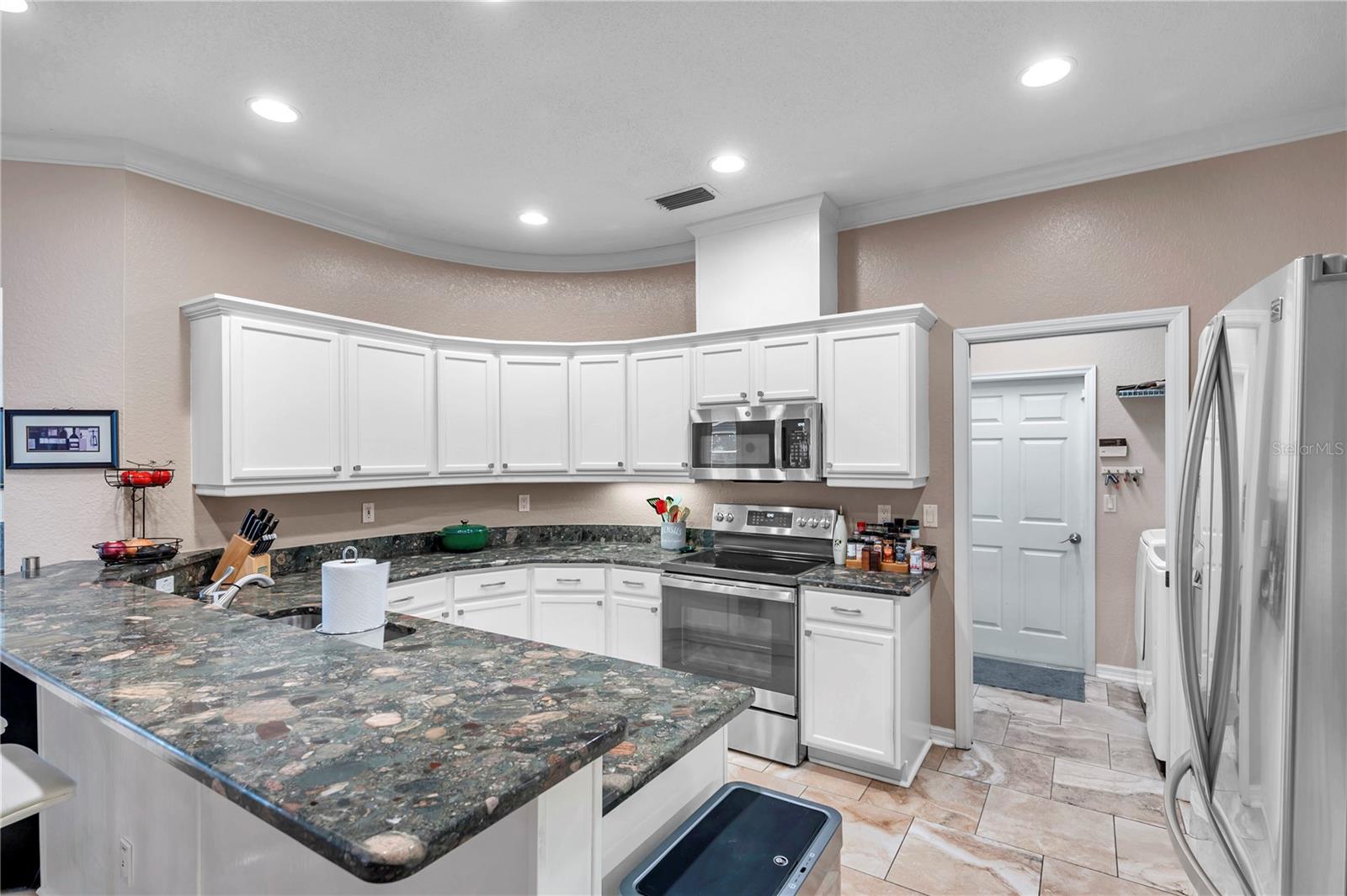 13704 OAK FOREST BLVD S