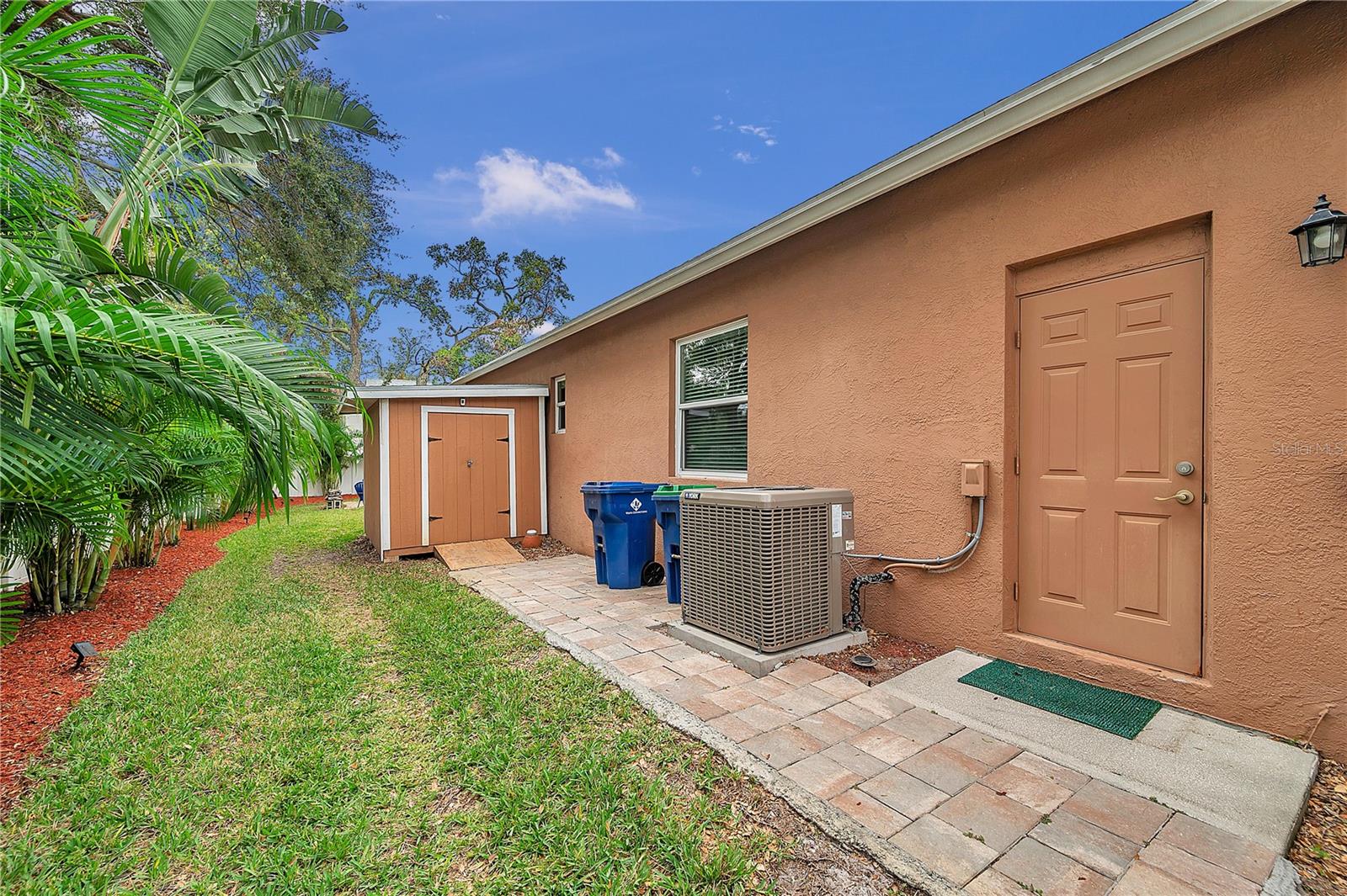 13704 OAK FOREST BLVD S