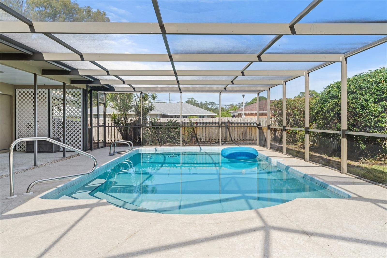 10077 LINDEN PLACE DR