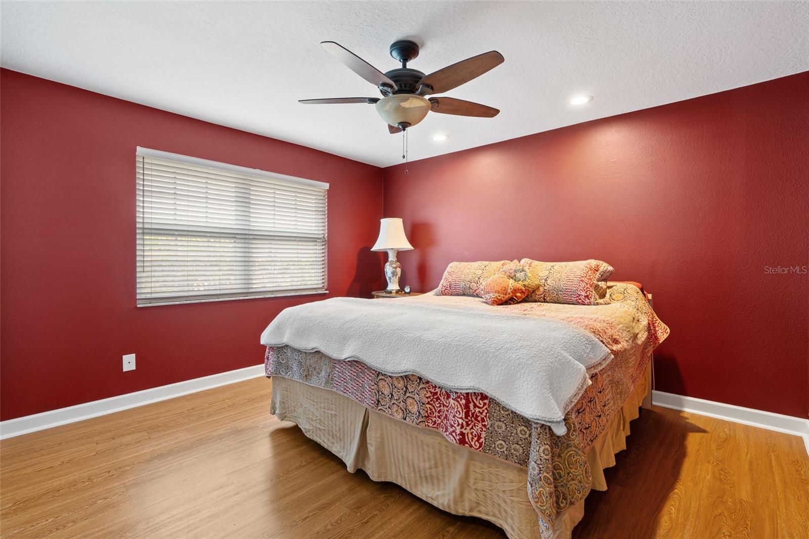 13169 LINDEN PLACE DR