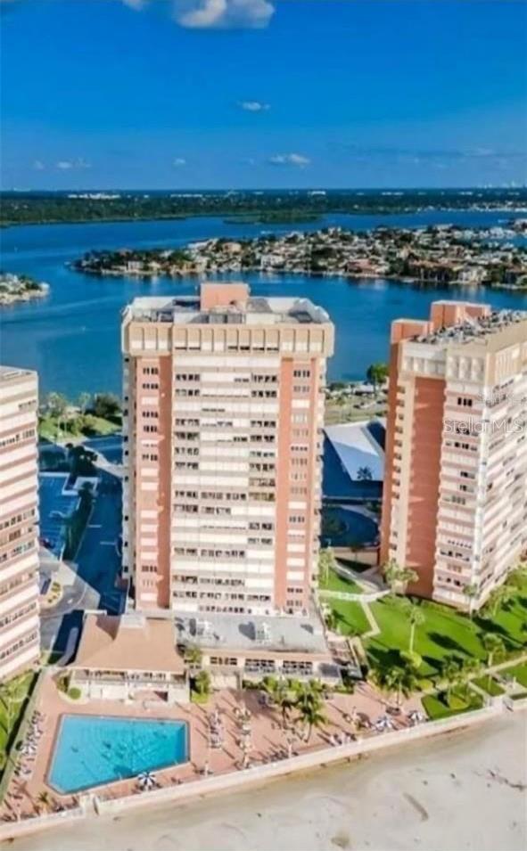 17920 GULF BLVD #1104