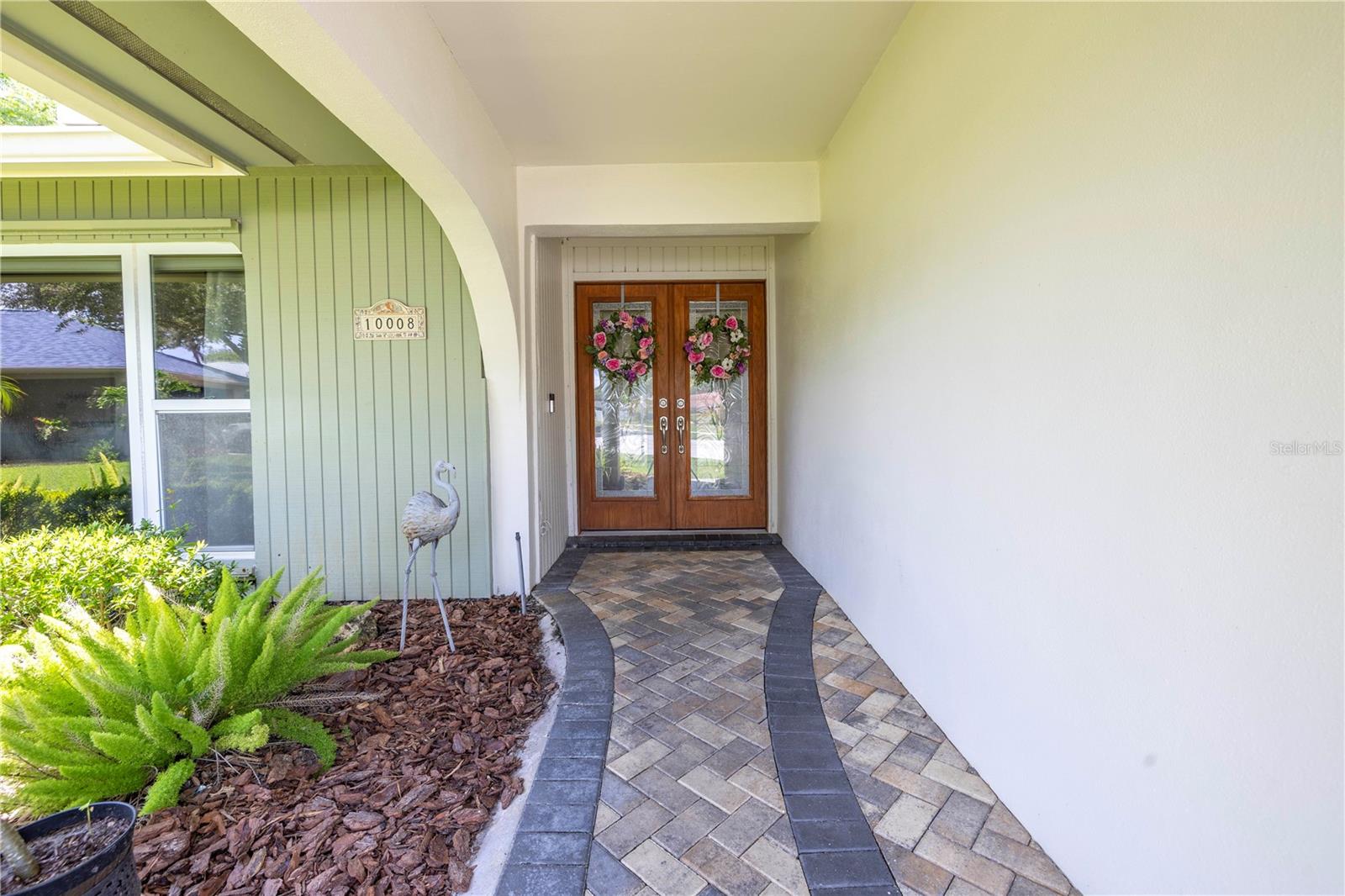 10008 LINDEN PLACE DR