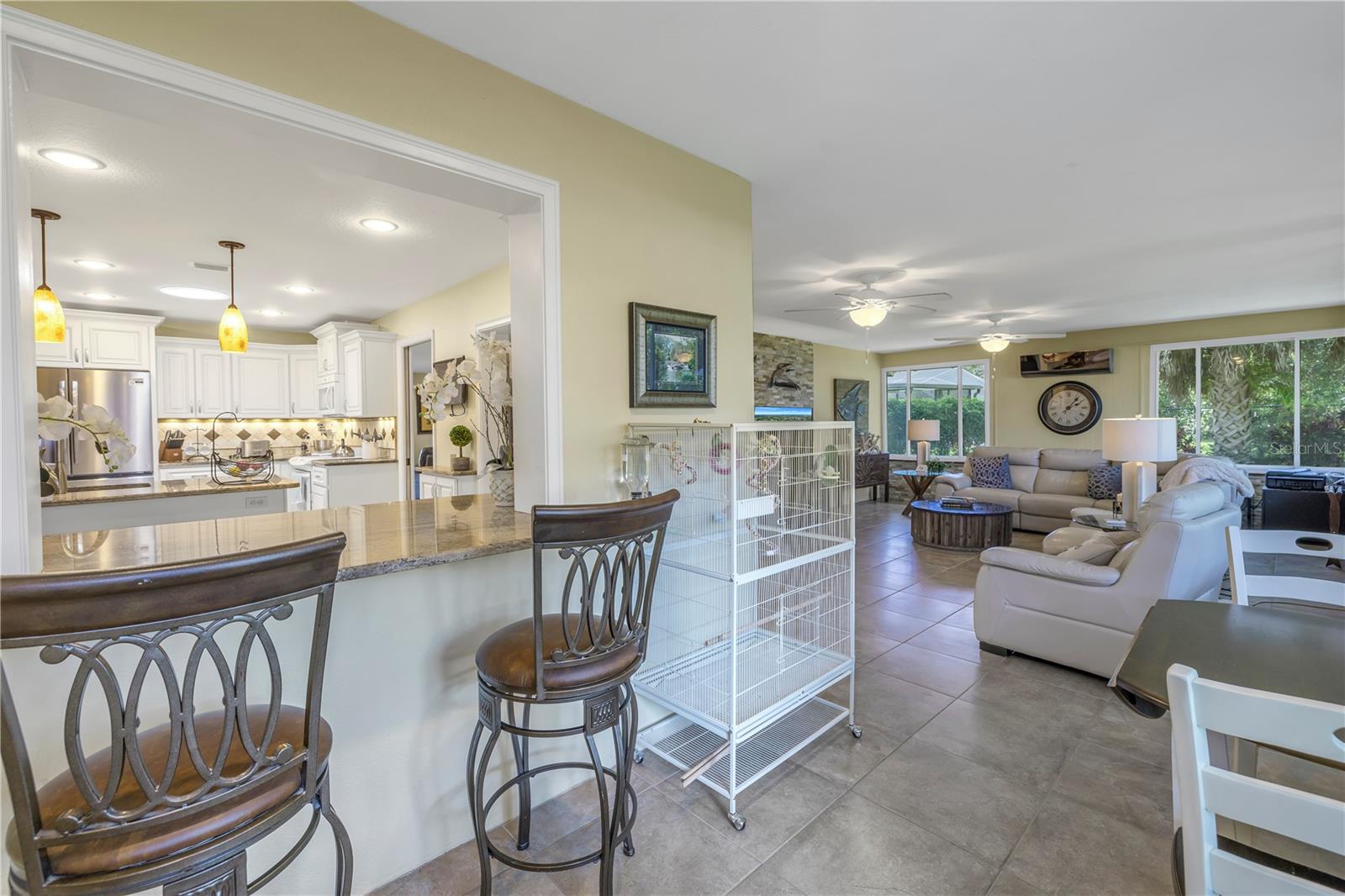 10008 LINDEN PLACE DR