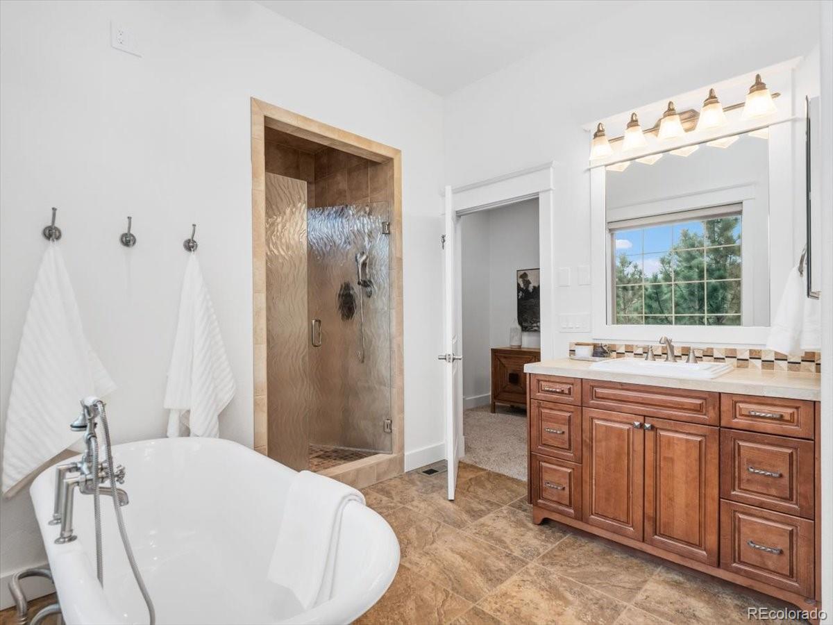 2643 Hawk Point Court