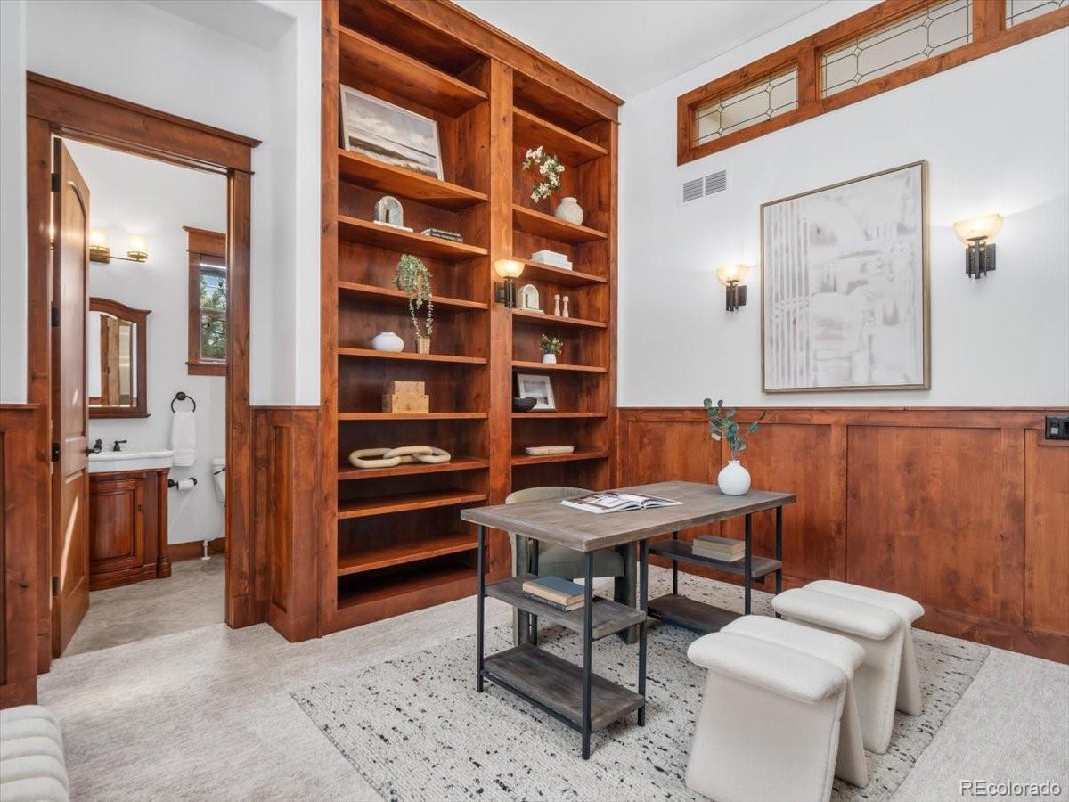 2643 Hawk Point Court