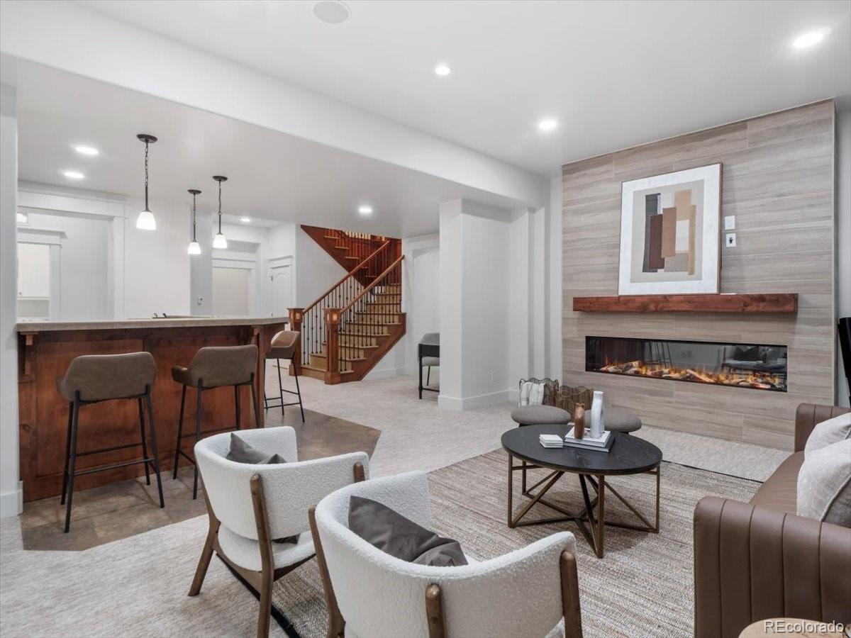 2643 Hawk Point Court