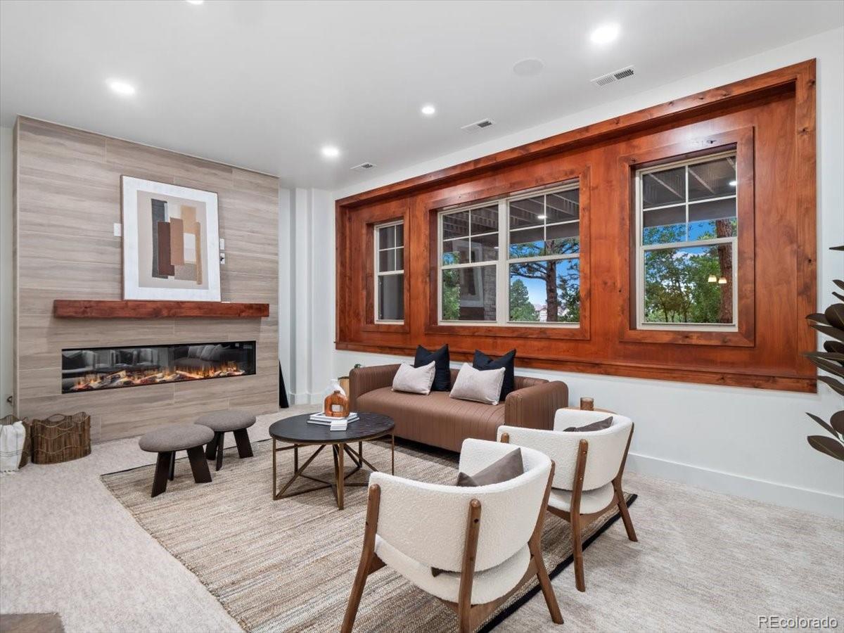 2643 Hawk Point Court